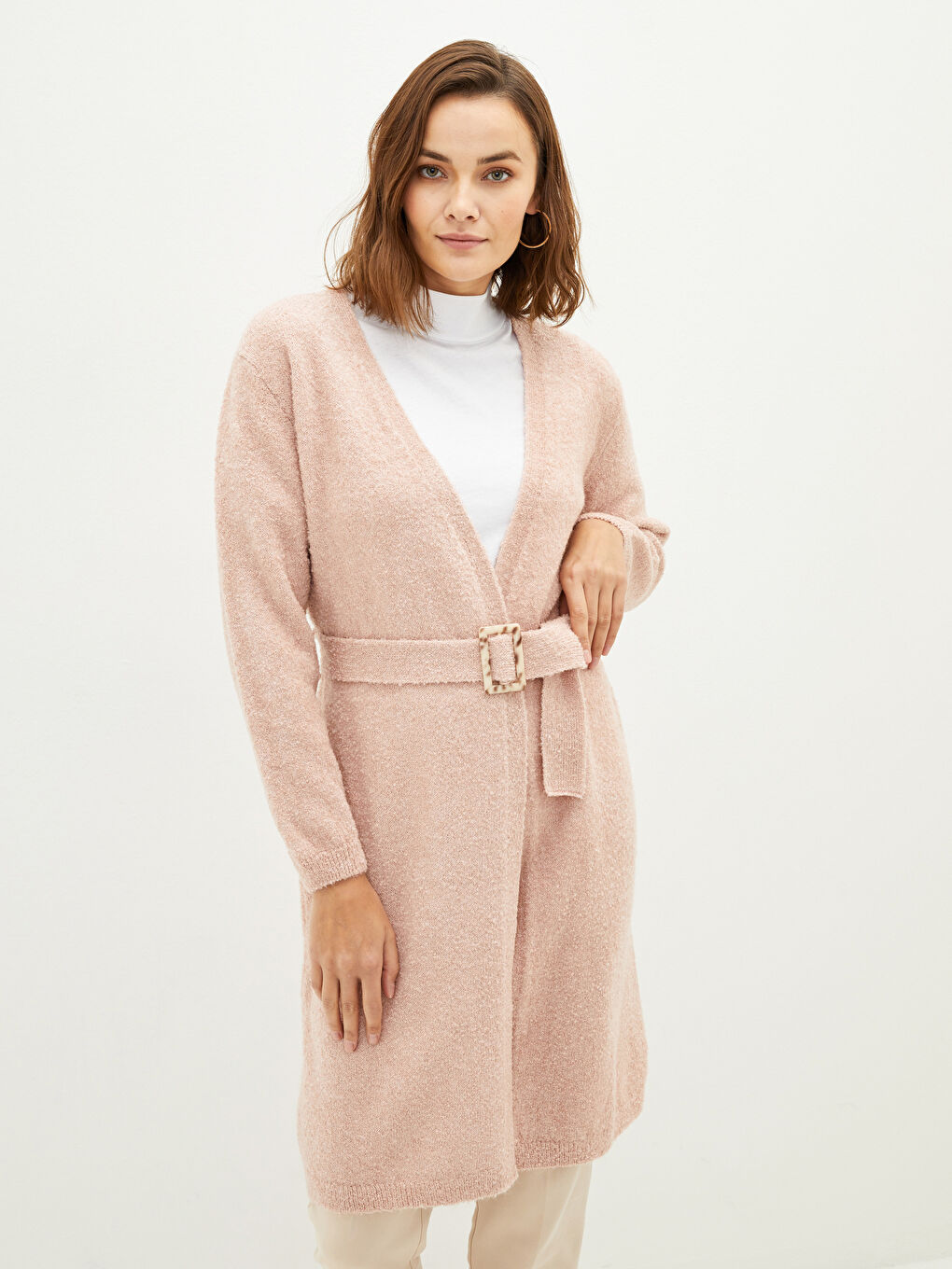 Жилетка от трико с шал яка и колан на талията за жени