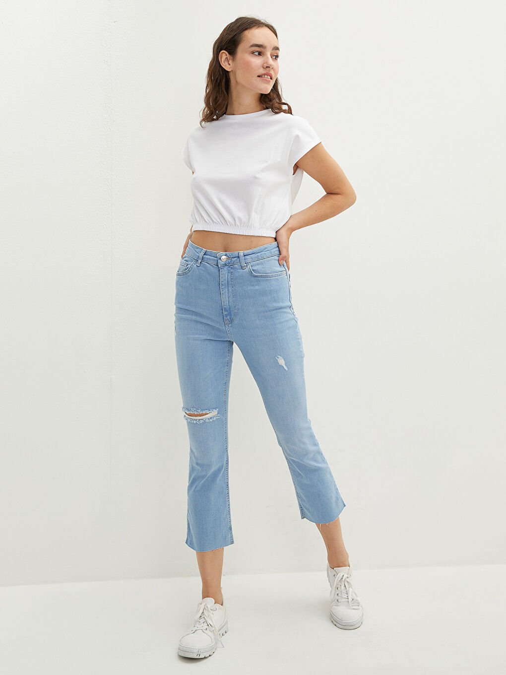 Standard Fit Pocket Detailed Women's Rodeo Jeans
