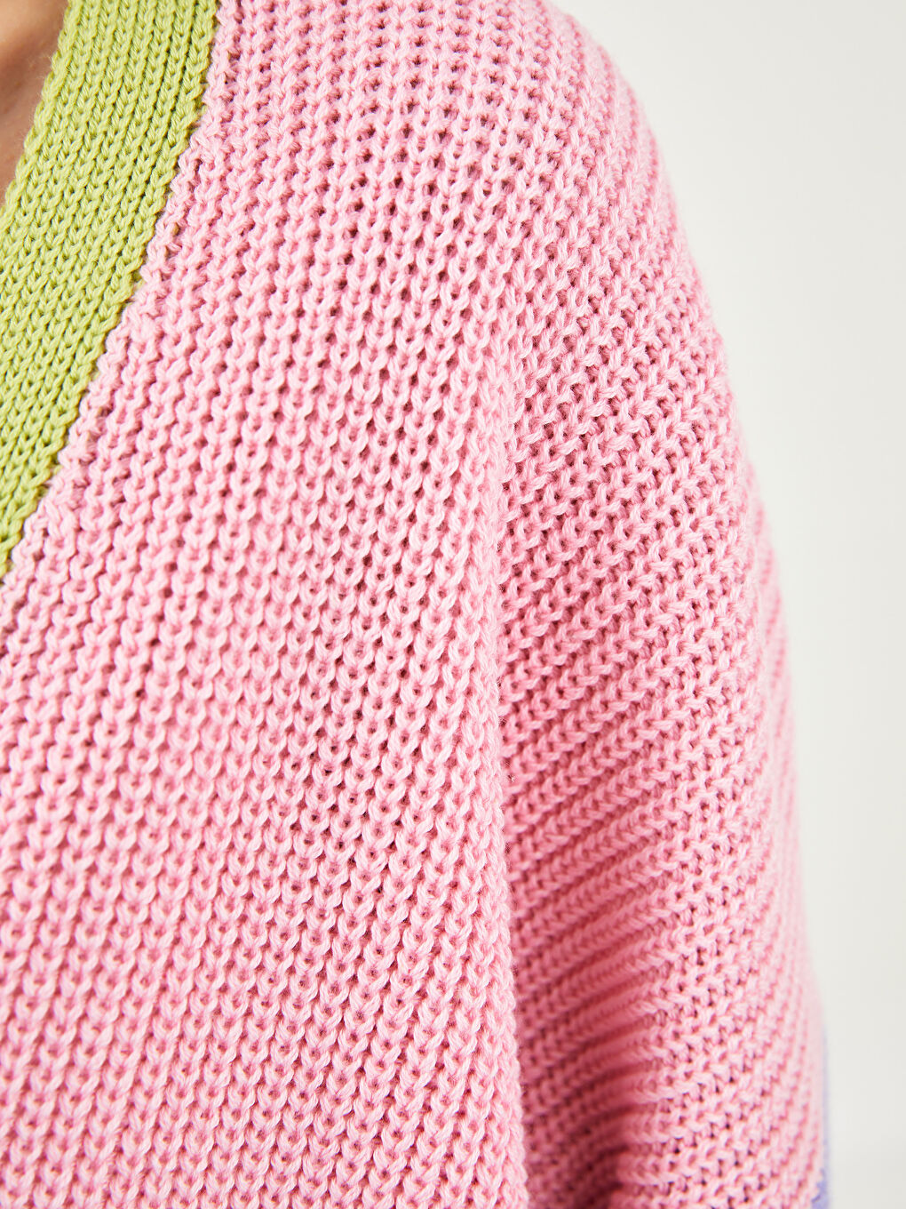 Cardigan en Tricot à Encolure en V et Bloc de Couleurs avec Manches Longues pour Femmes-4