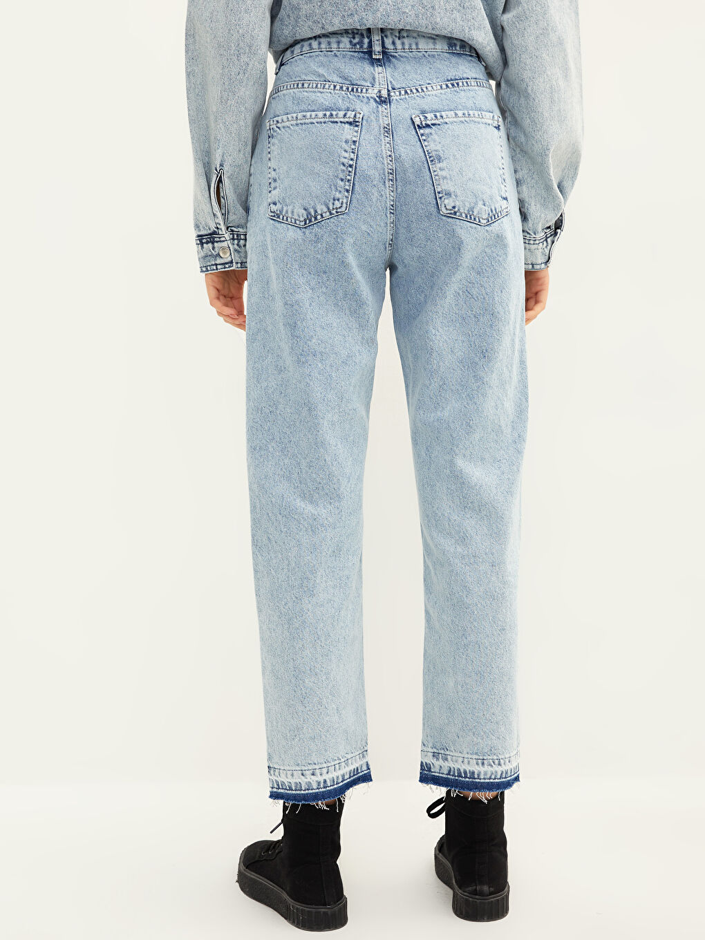 İndigo Yüksek Bel Straight Fit Cep Detaylı Kadın Rodeo Jean Pantolon-5