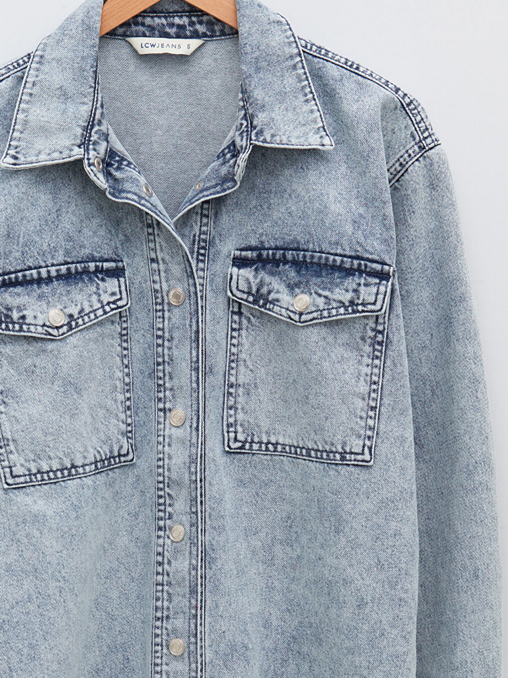 İndigo Gömlek Yaka Düz Uzun Kollu Cep Detaylı Rodeo Kadın Jean Ceket-7