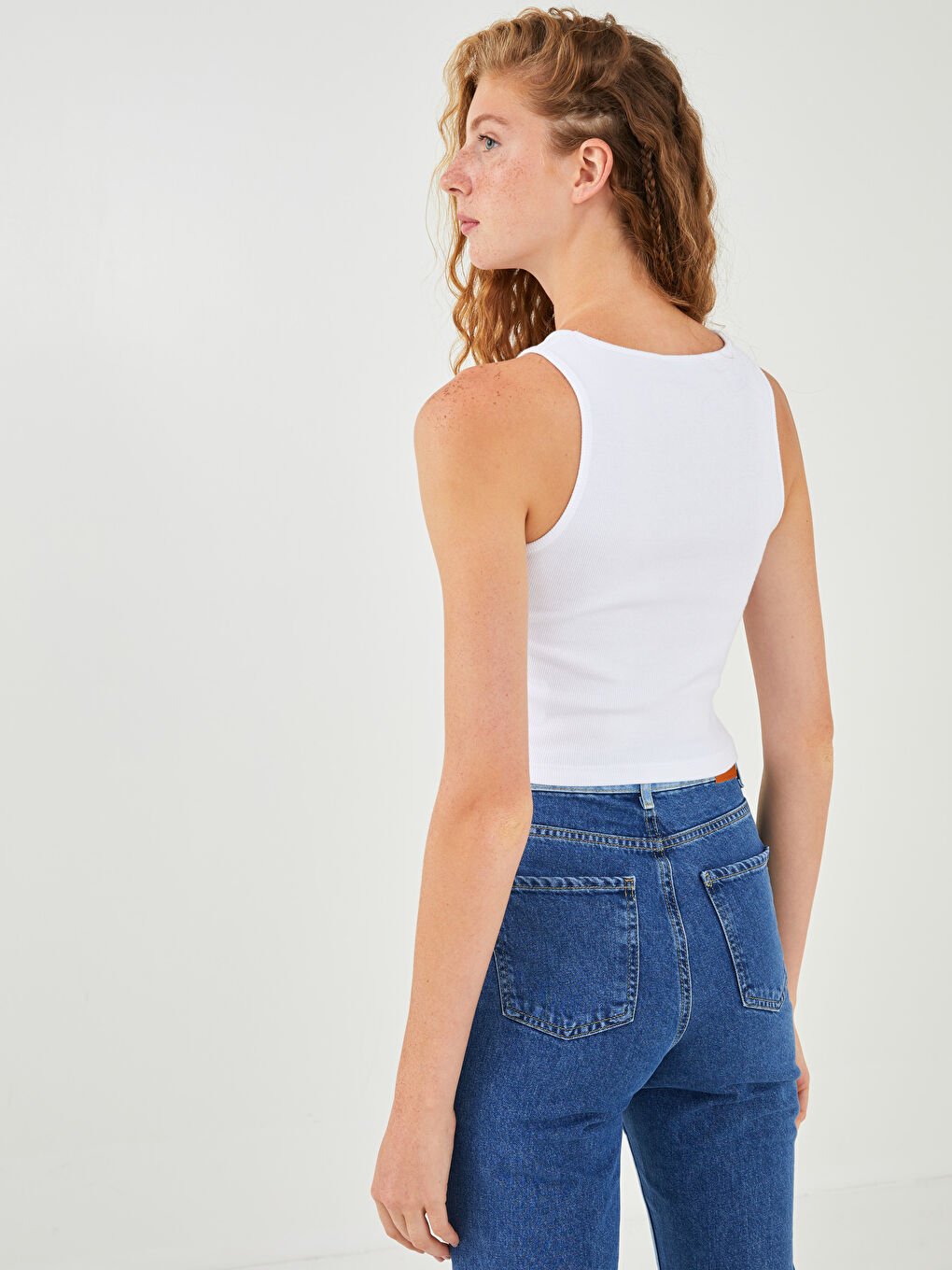 Women's U Neck Straight Sleeveless Crop-4