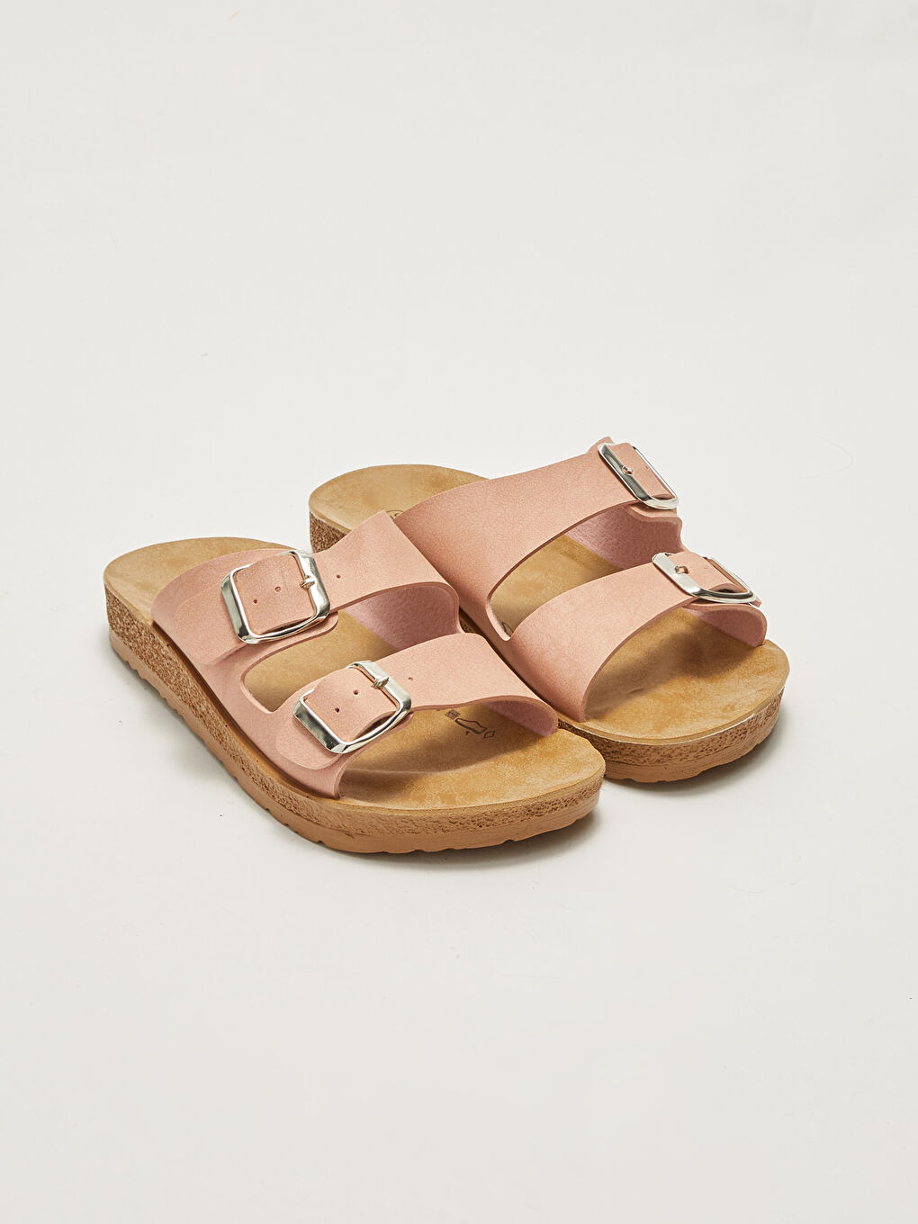 Pembe Çift Bantlı Toka Detaylı Kadın Terlik