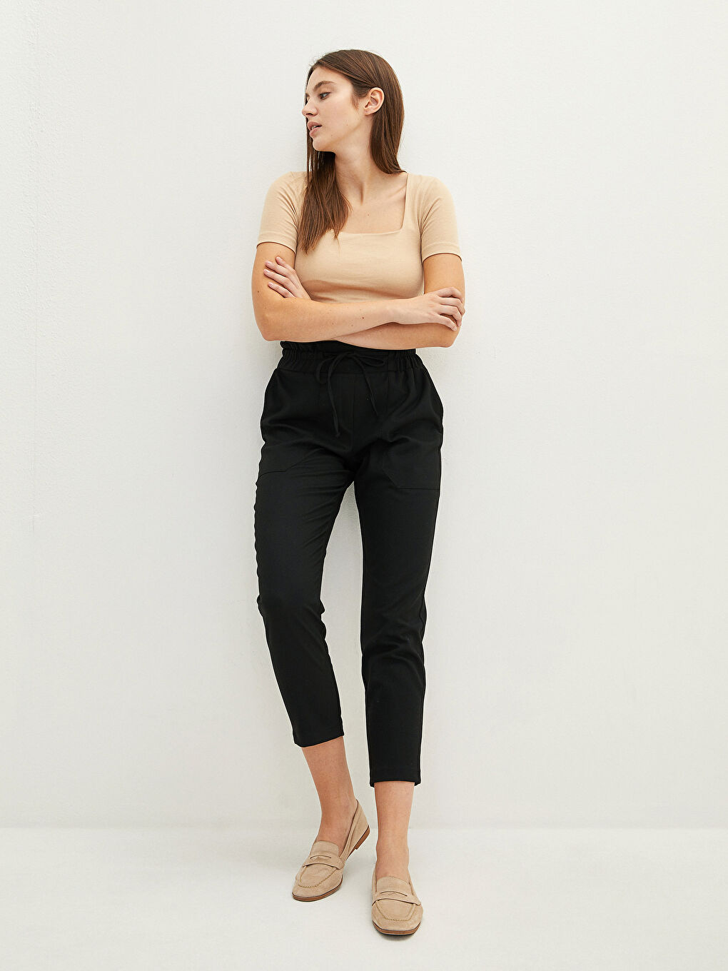 Elastic Waist Pocket Detailed Women's Trousers-1