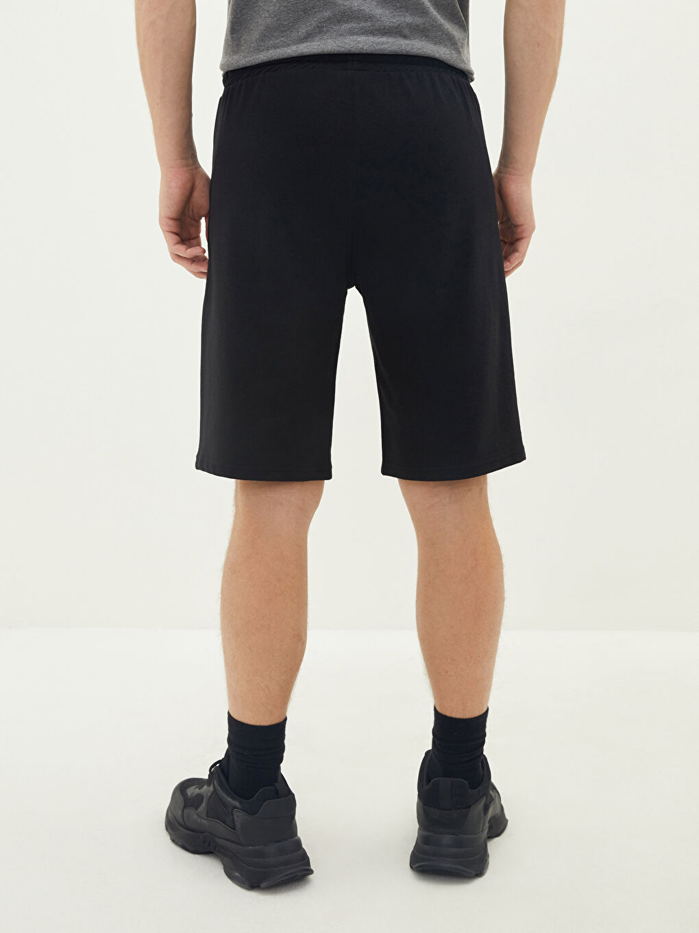 Siyah Slim Fit Örme Erkek Şort-4