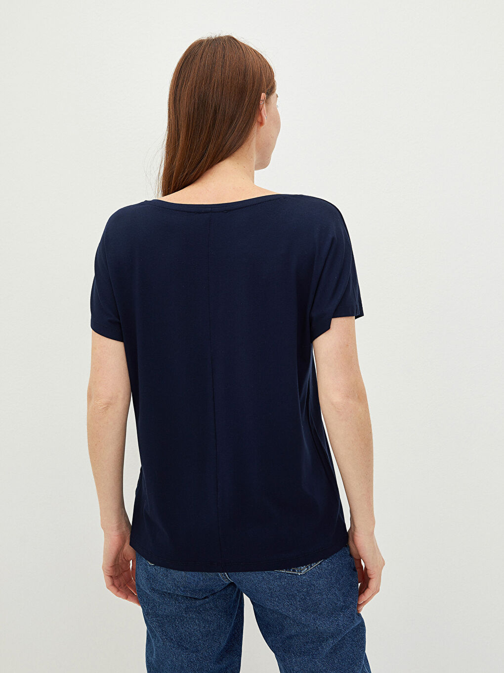 Lacivert Bisiklet Yaka Kelebek Baskılı Kısa Kollu Kadın Tişört-3