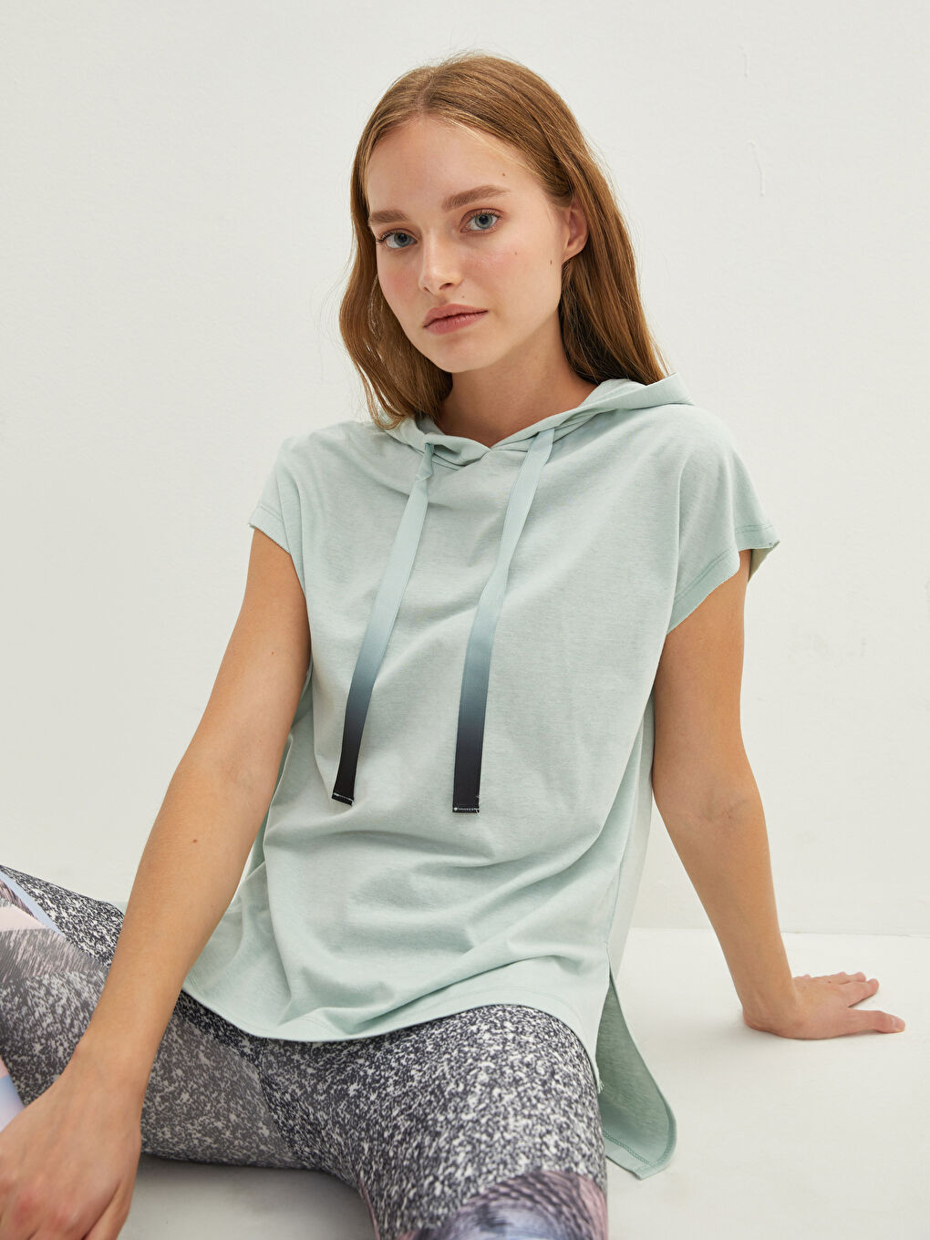 XSIDE ACTIVE Hooded Regular Short Sleeve Women's Sports T-shirt -W1I072Z8-TSV