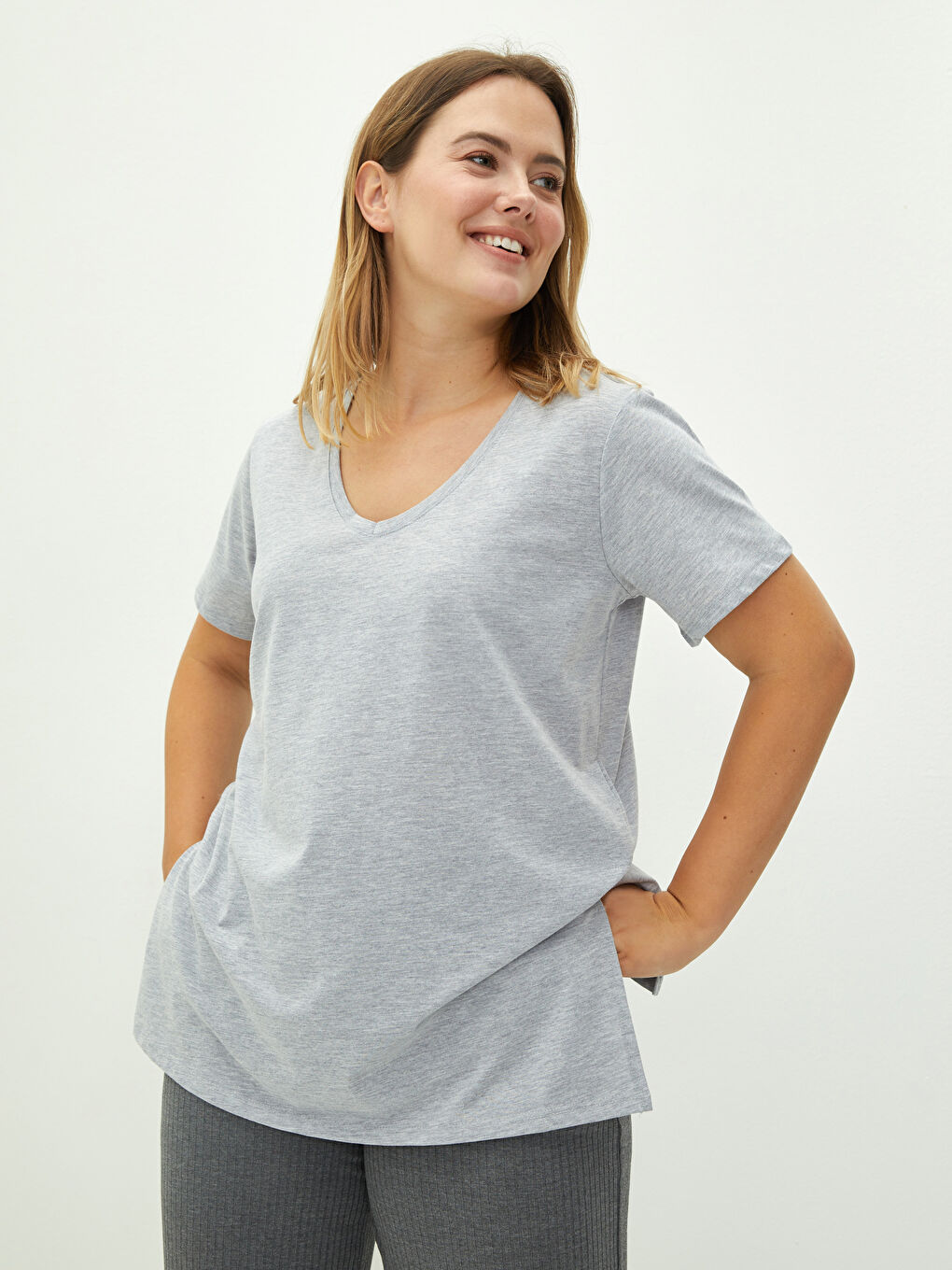 Tricou Damă Mărime Plus, Decolteu în V, Drept, Mânecă Scurtă-1