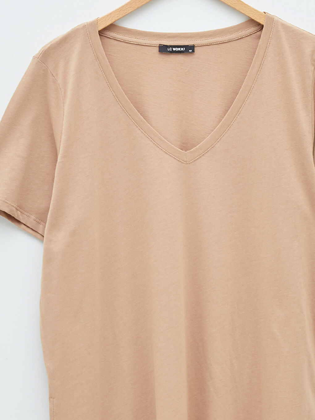 Bej Büyük Beden V Yaka Düz Kısa Kollu Kadın Tişört-7