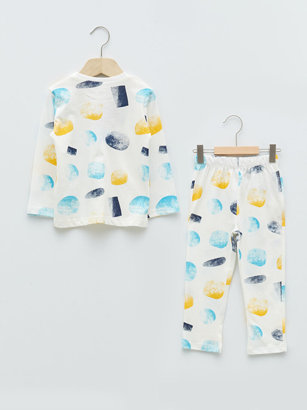 Beyaz Bisiklet Yaka Uzun Kol Baskılı Pamuklu Erkek Bebek Pijama Takımı-1