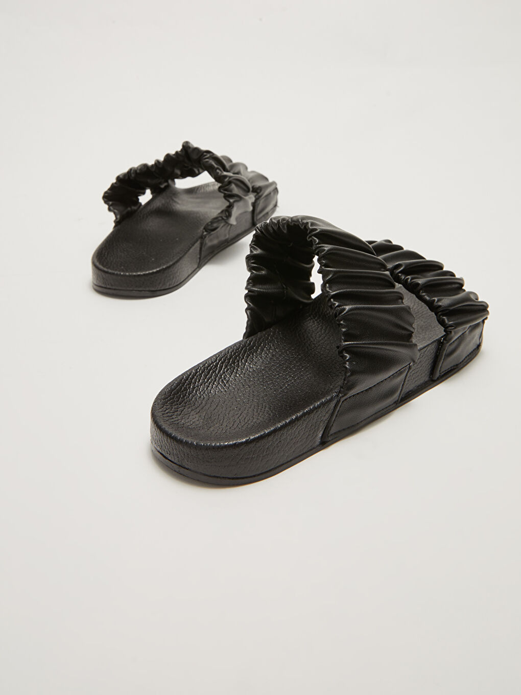 LCW STEPS Leather Look Pleated Double Band Women's Slippers -W1I264Z8-HUC