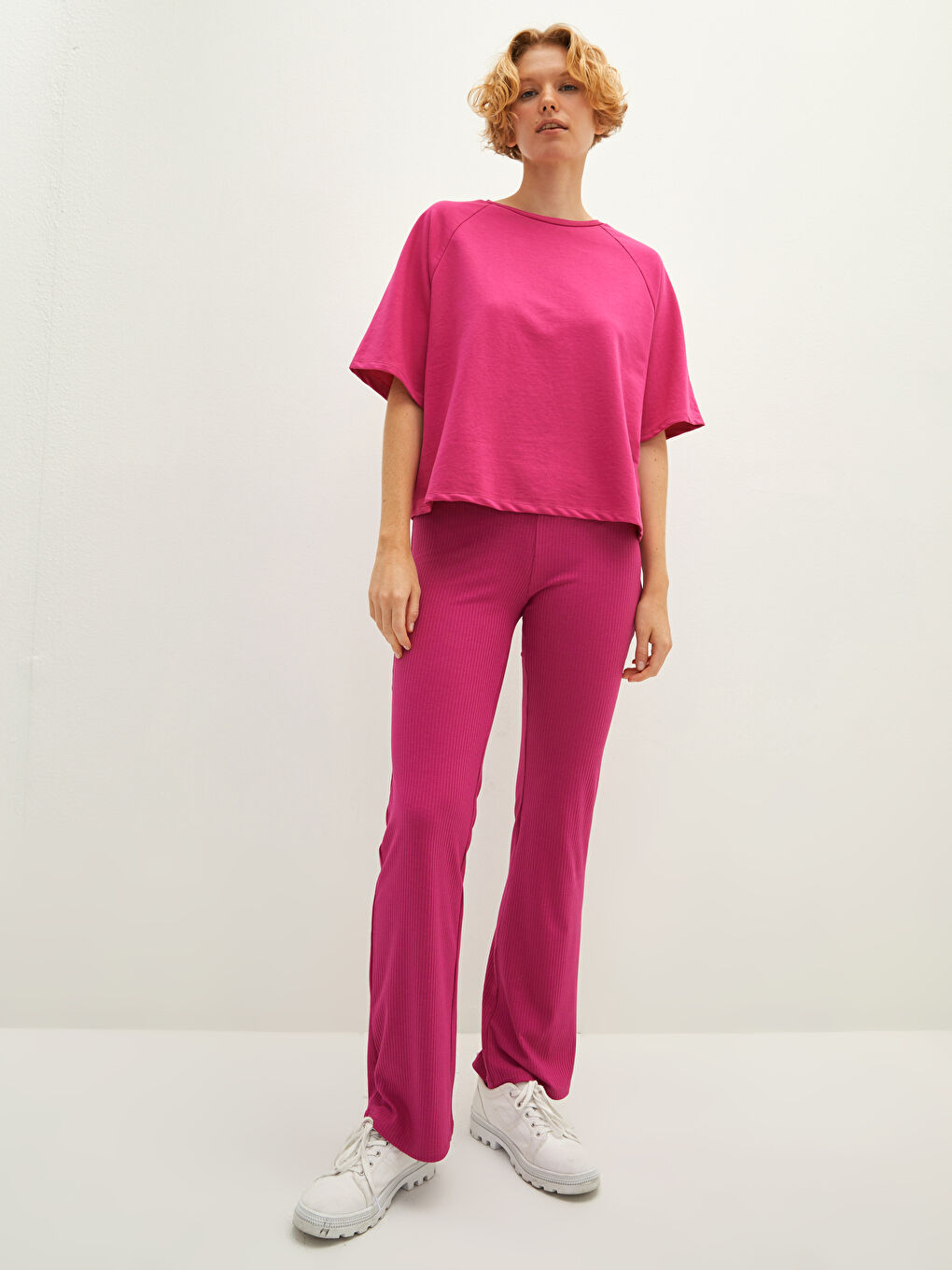 Fuşya Bisiklet Yaka Düz Kısa Kollu Kadın Tişört-2