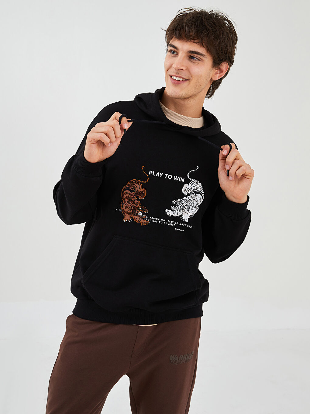 Мужское худи с длинным рукавом и принтом-1