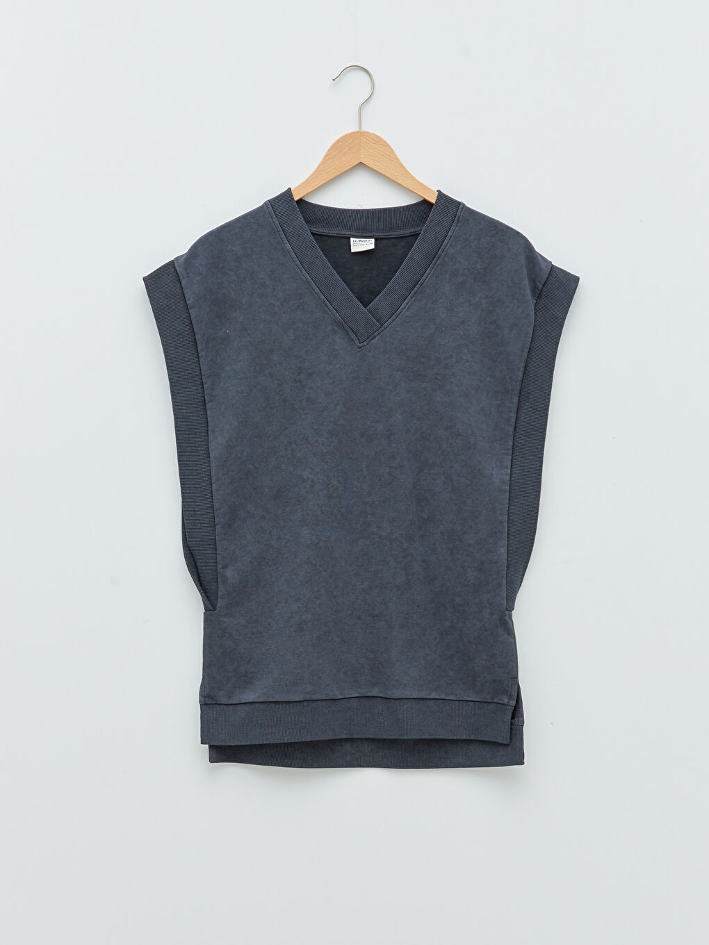 LCW Kids V Yaka Kolsuz Basic Erkek Çocuk Sweatshirt -W1I371Z4-HNX