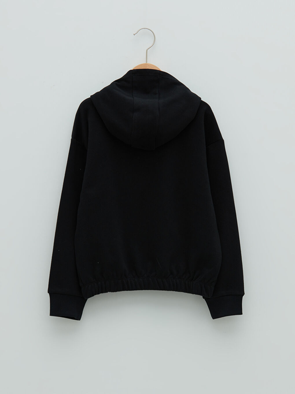 كنزة رياضية بناتي بأكمام طويلة مزودة بغطاء رأس ومطبوعة بنص-1