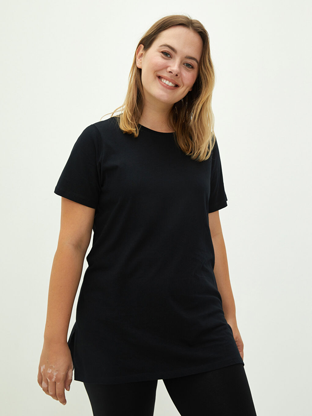 Тениска за жени с голям размер, кръгло деколте, права кройка, къс ръкав, памук