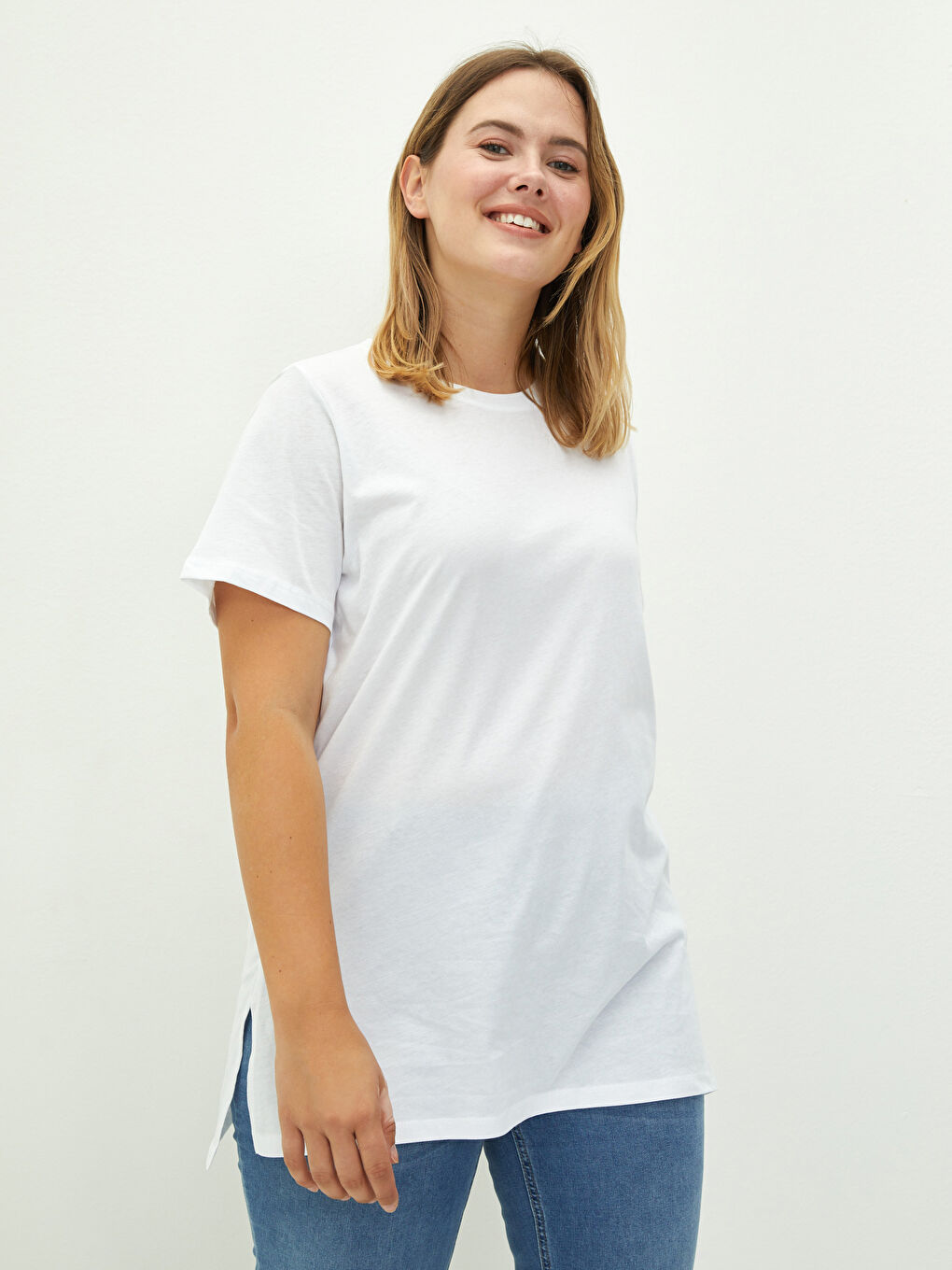 Tricou din Bumbac pentru Femei, Mărimi Mari, Guler Rotund, Croială Dreaptă, Mânecă Scurtă