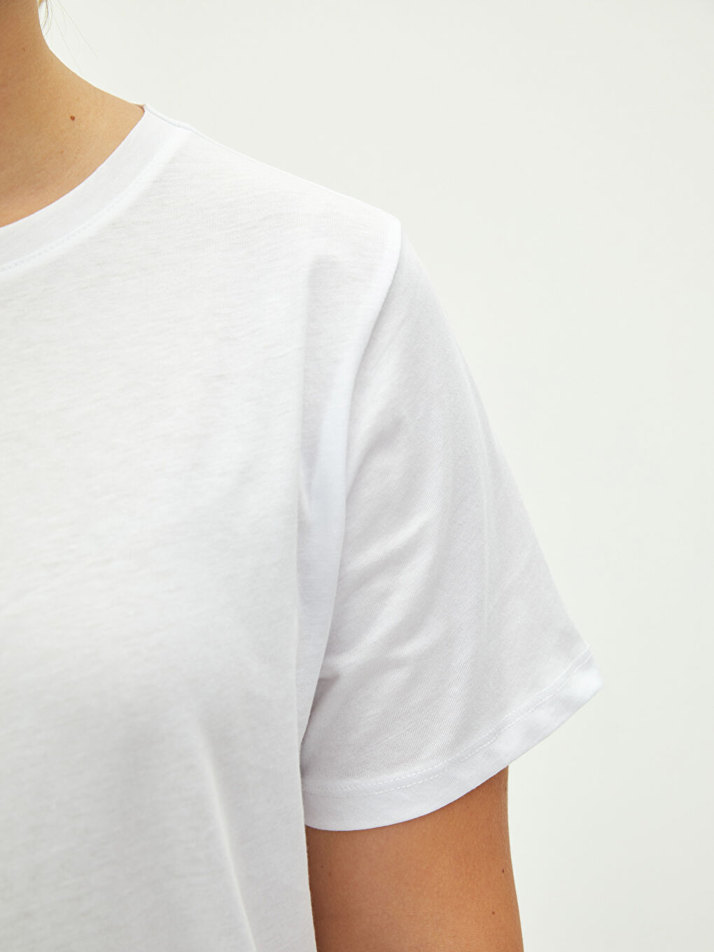 Tricou din Bumbac pentru Femei, Mărimi Mari, Guler Rotund, Croială Dreaptă, Mânecă Scurtă-3