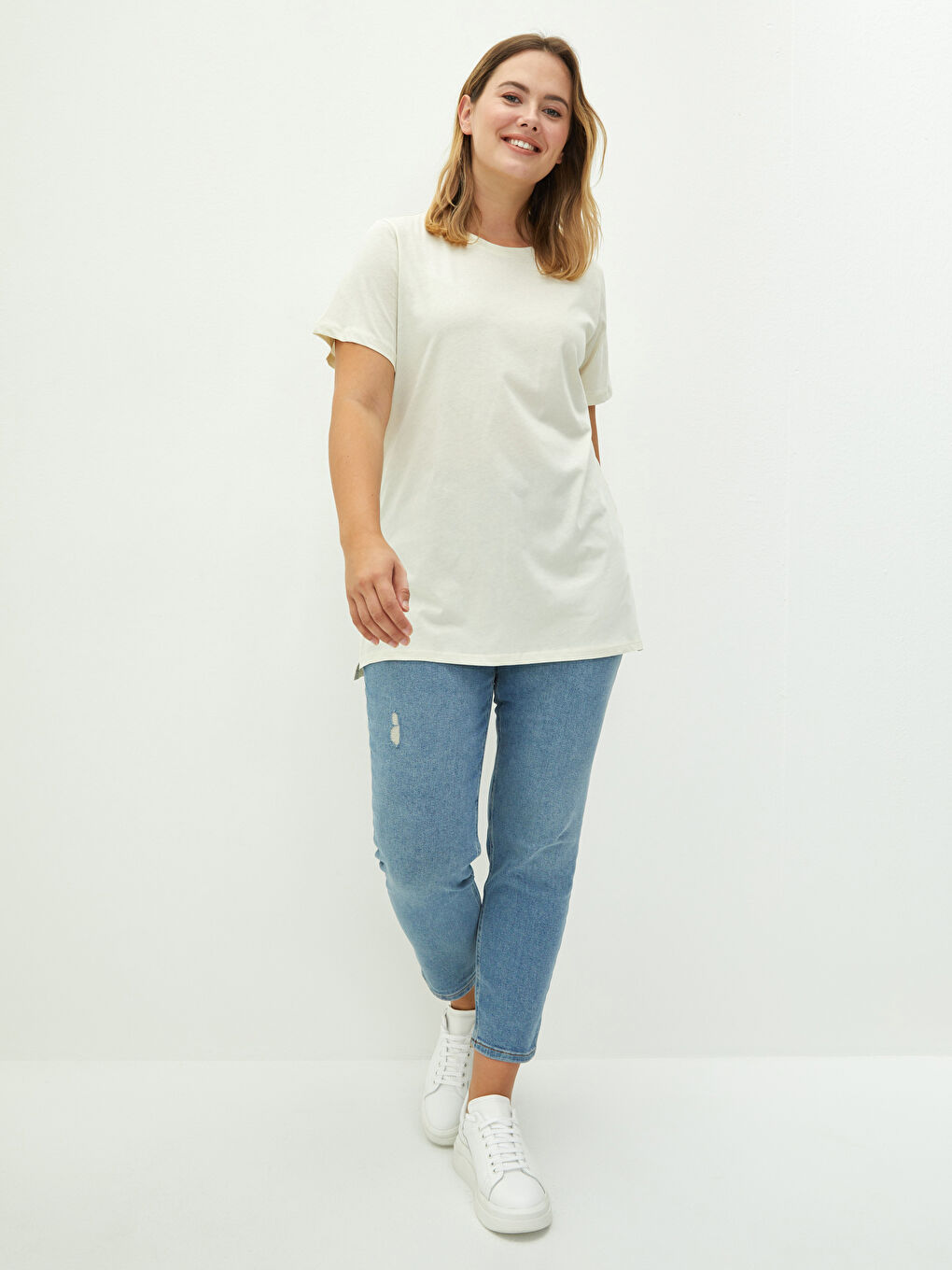 Plus Size Crew Neck Straight Short Sleeve Cotton Women's T-Shirt-2