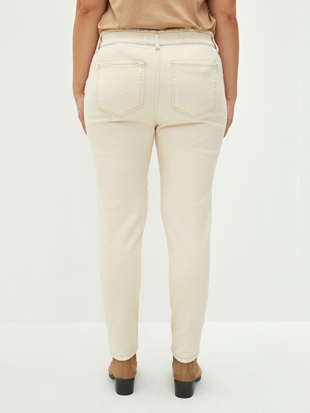 بنطلون جينز واسع مقاس كبير وسط عادي مريح للسيدات-5