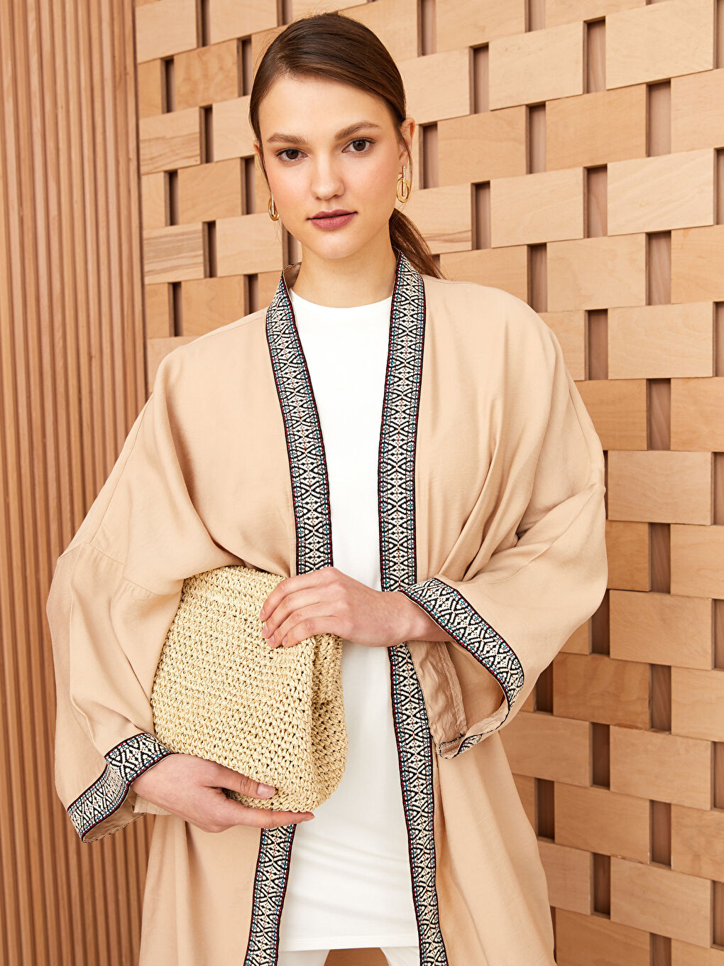 Shawl Collar Plain Long Sleeve Oversize Women's Kimono-2