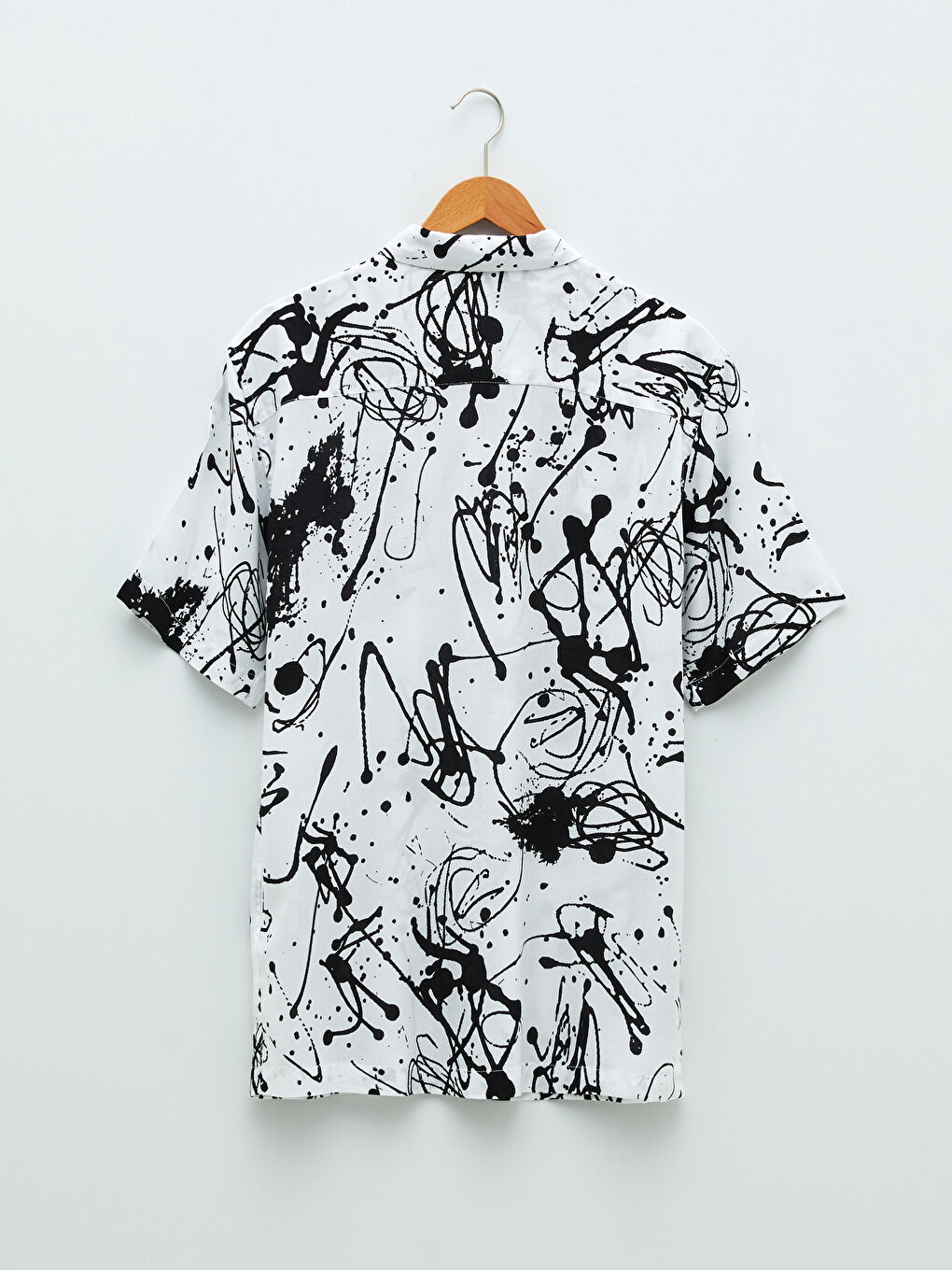 Siyah Regular Fit Kısa Kollu Desenli Viskon Erkek Gömlek-6