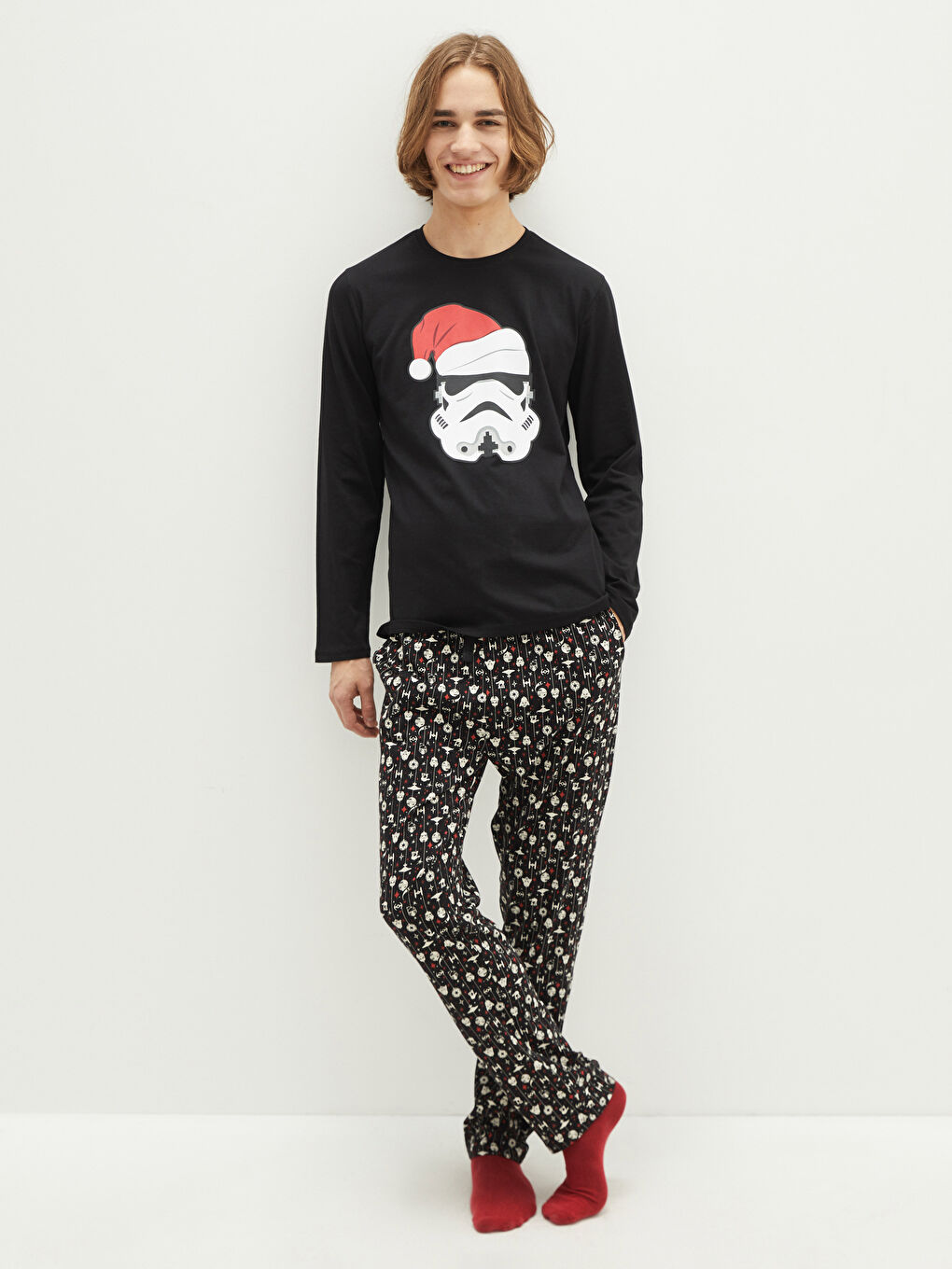 LC WAIKIKI Crew Neck Star Wars Printed Long Sleeve Men's Pajamas Set -W1I619Z8-RQN