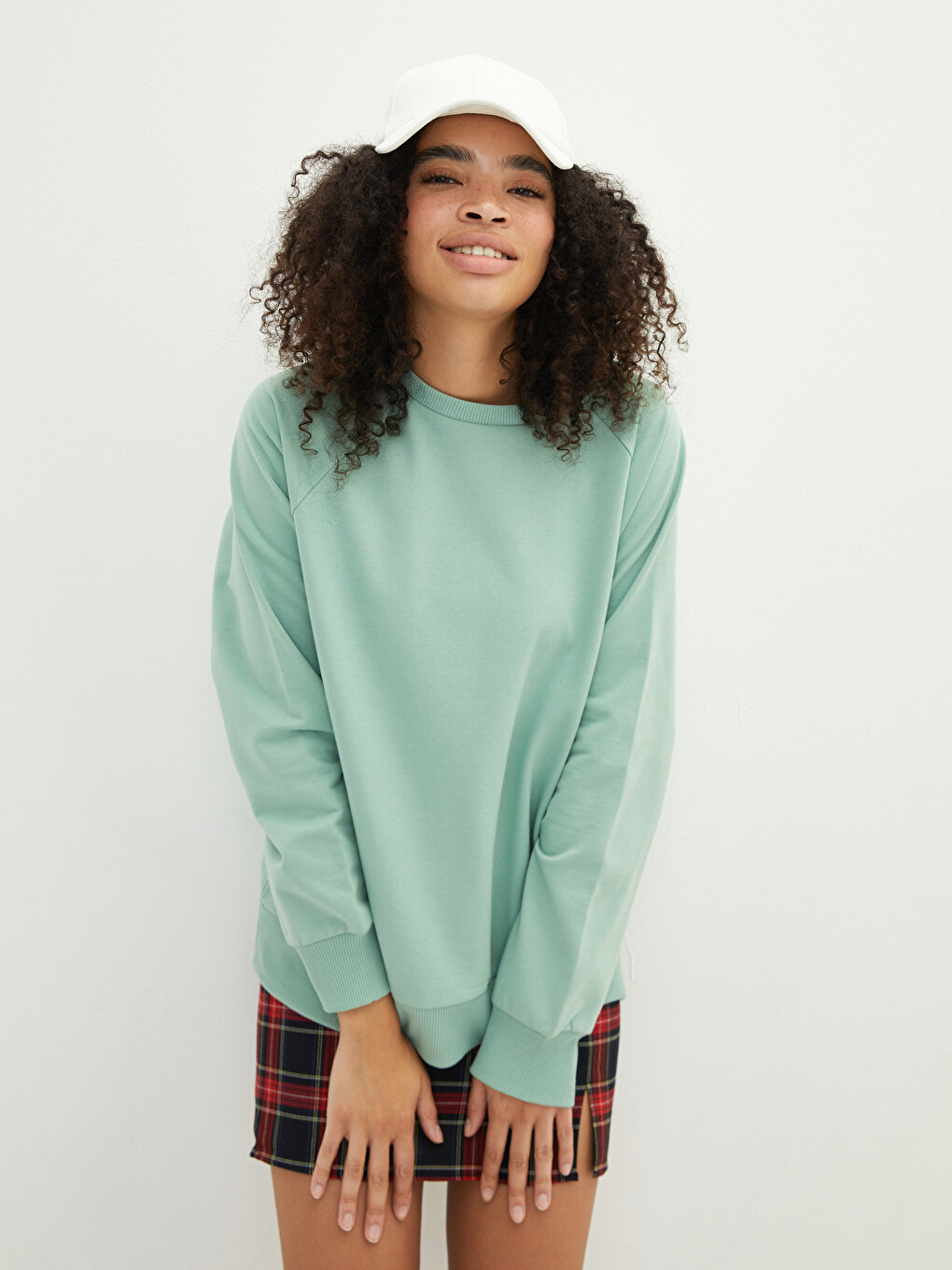Crew Neck Plain Long Sleeve Women's Sweatshirt-1