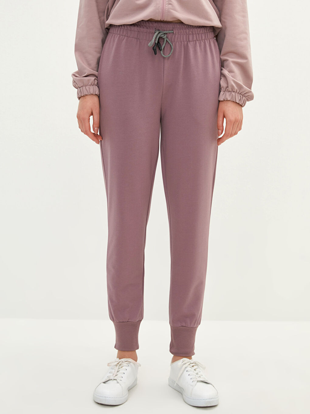 Женские спортивные штаны с эластичной резинкой на талии и карманами-2