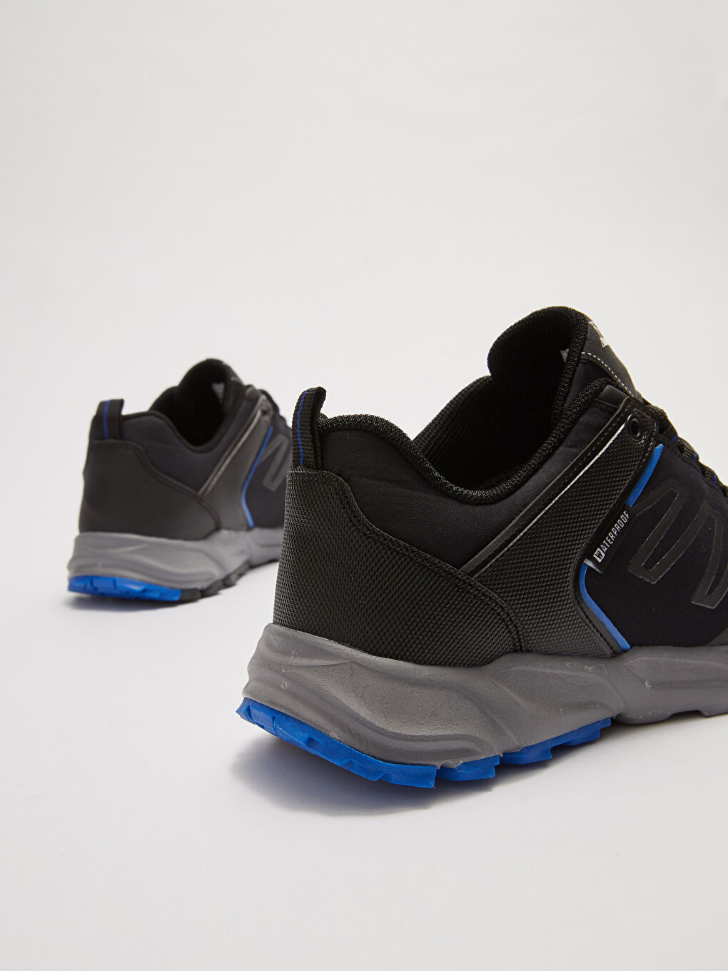 Siyah Bağcıklı Kalın Taban Su Geçirmez Erkek Trekking Ayakkabı-4