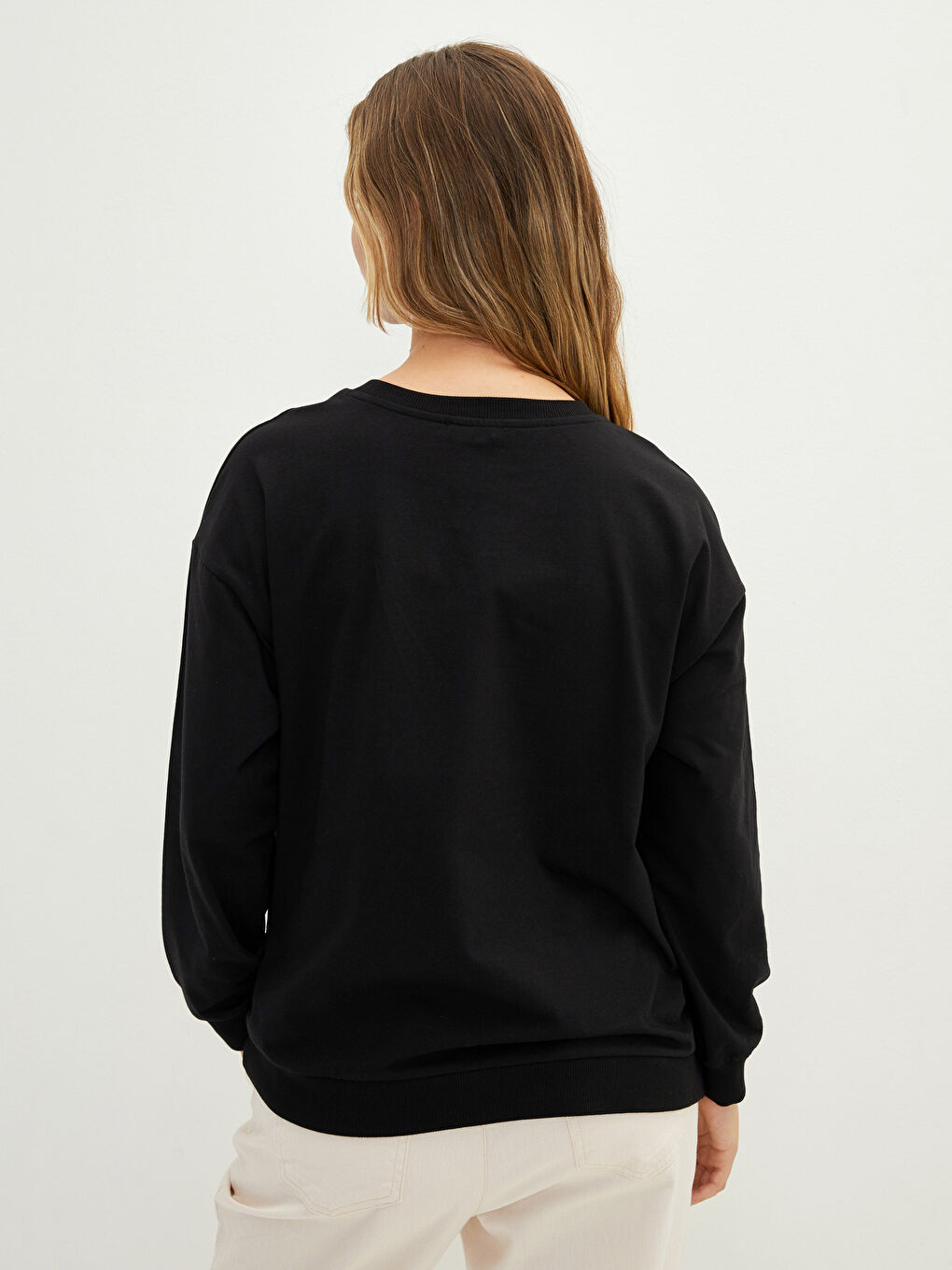 LC WAIKIKI Plus Size Crew Neck Regular Long Sleeve Women's Sweatshirt -W1I732Z8-CVL