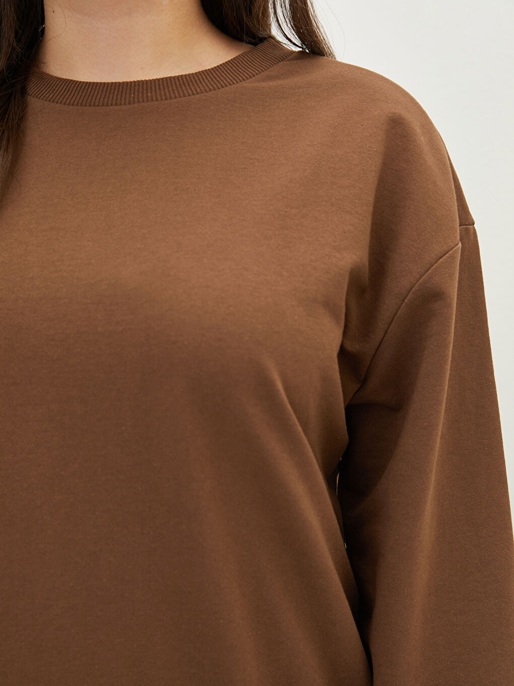 Büyük Beden Bisiklet Yaka Düz Uzun Kollu Kadın Sweatshirt-2