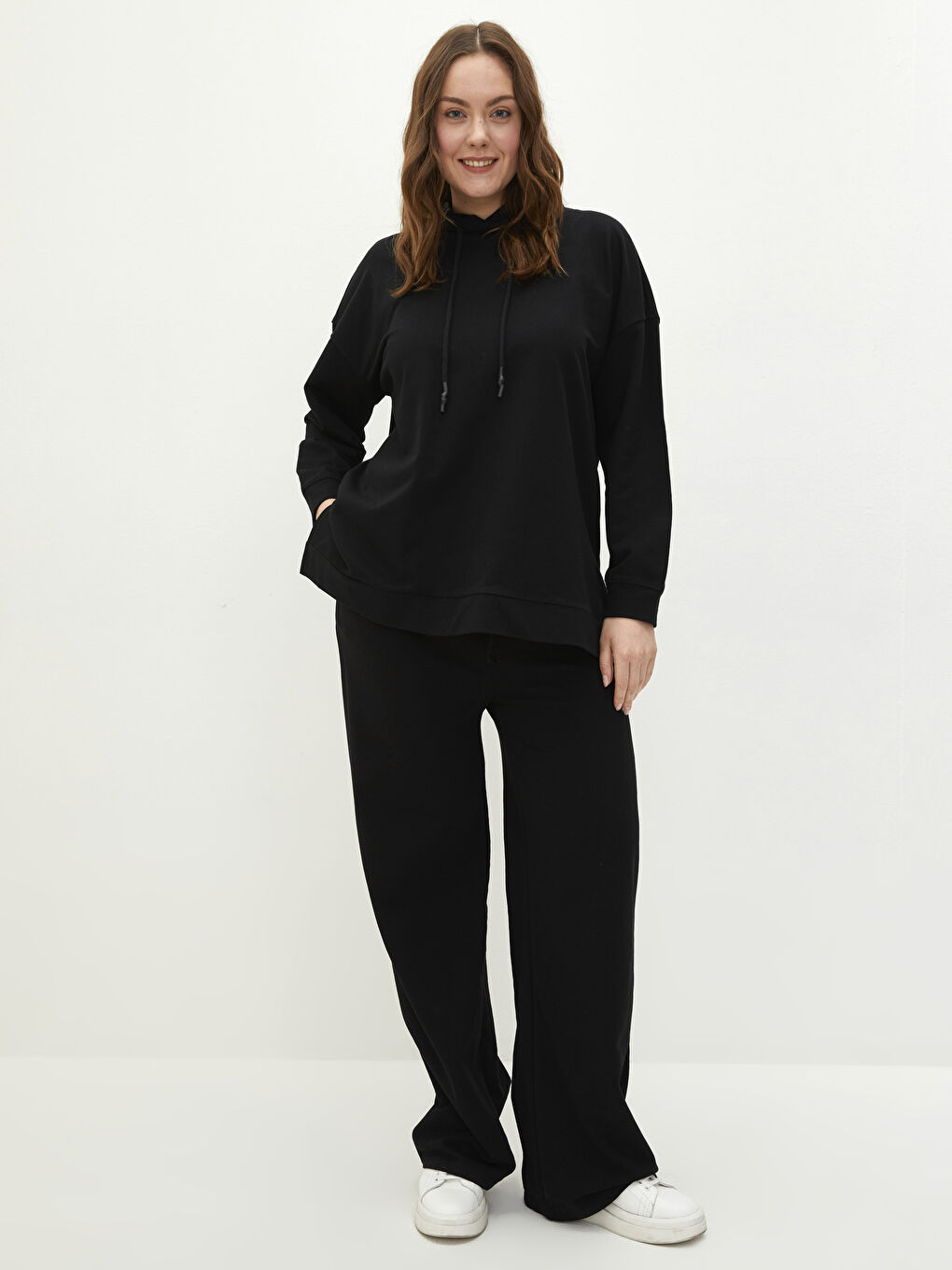 Damen-Sweatpants in Übergröße mit elastischem Bund und Taschen-Details