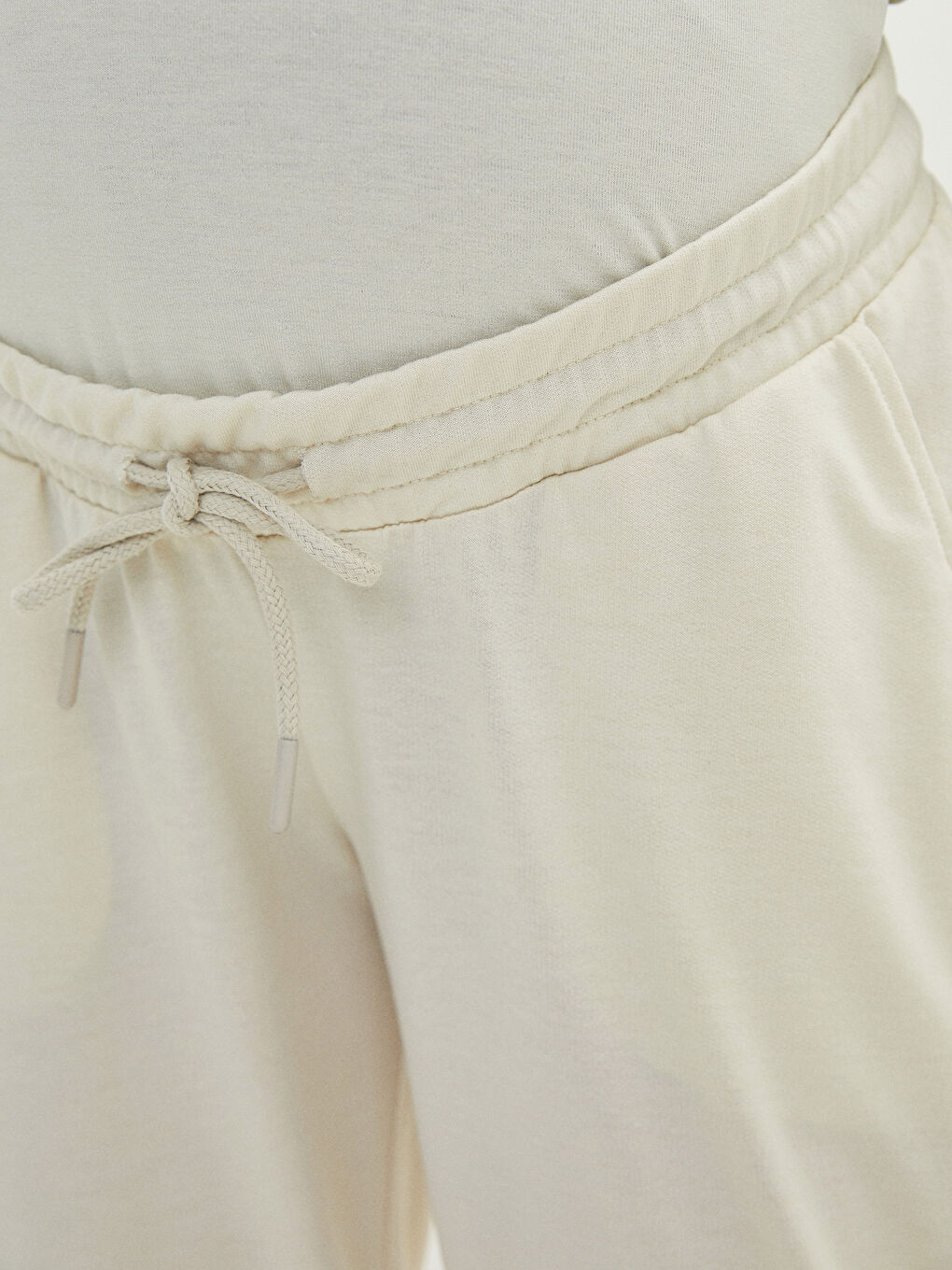 Спортивные Штаны для Беременных с Карманами и Поддерживающей Вставкой на Животе-10