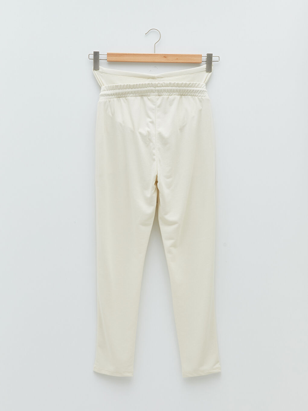 Спортивные Штаны для Беременных с Карманами и Поддерживающей Вставкой на Животе-12