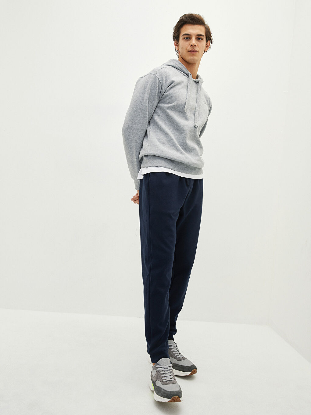 ◎送料無料【 SIVA 】TECH LAYERED JOGGER パンツ 2(M)サイズ