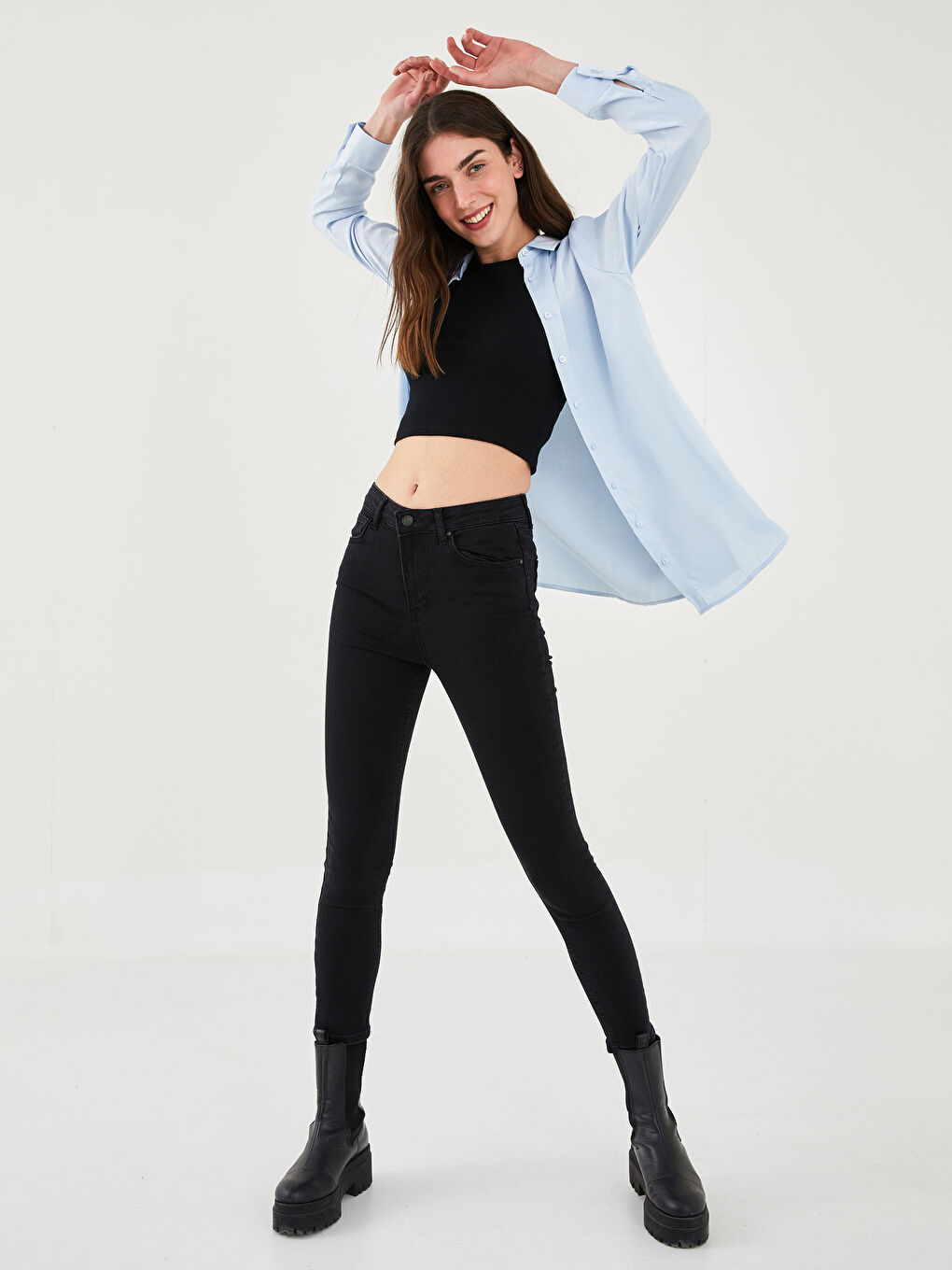 Mavi Önden Düğme Kapamalı Düz Uzun Kollu Viskon Kadın Gömlek-3