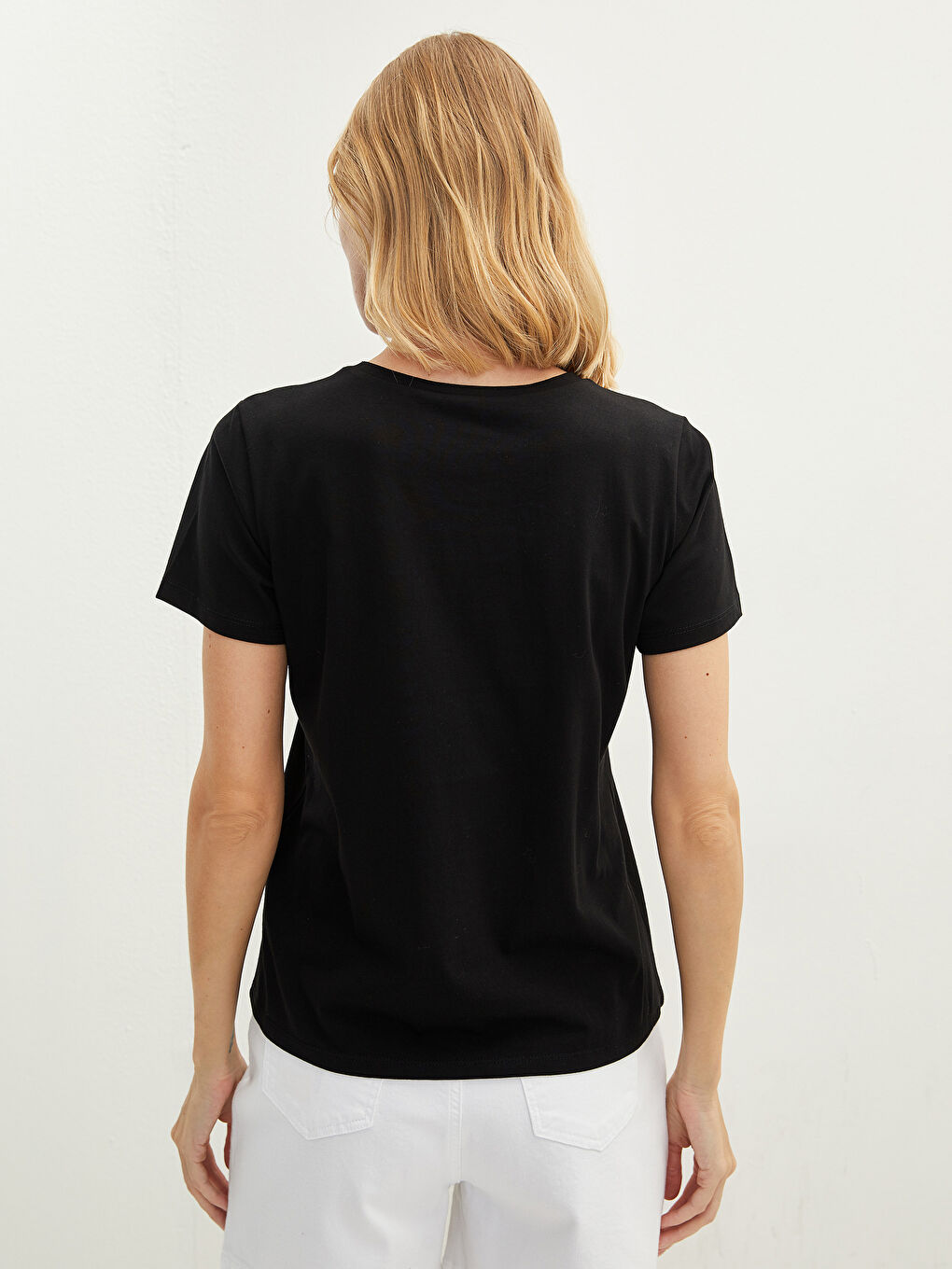 Siyah Bisiklet Yaka Baskılı Pamuklu Kadın Tişört-4