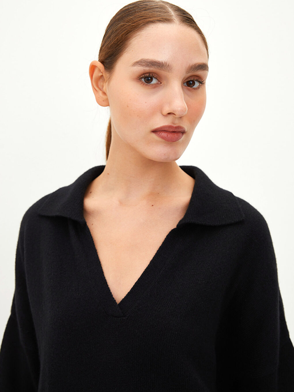 Siyah Polo Yaka Düz Uzun Kollu Kadın Yünlü Kaşmir Kazak-3