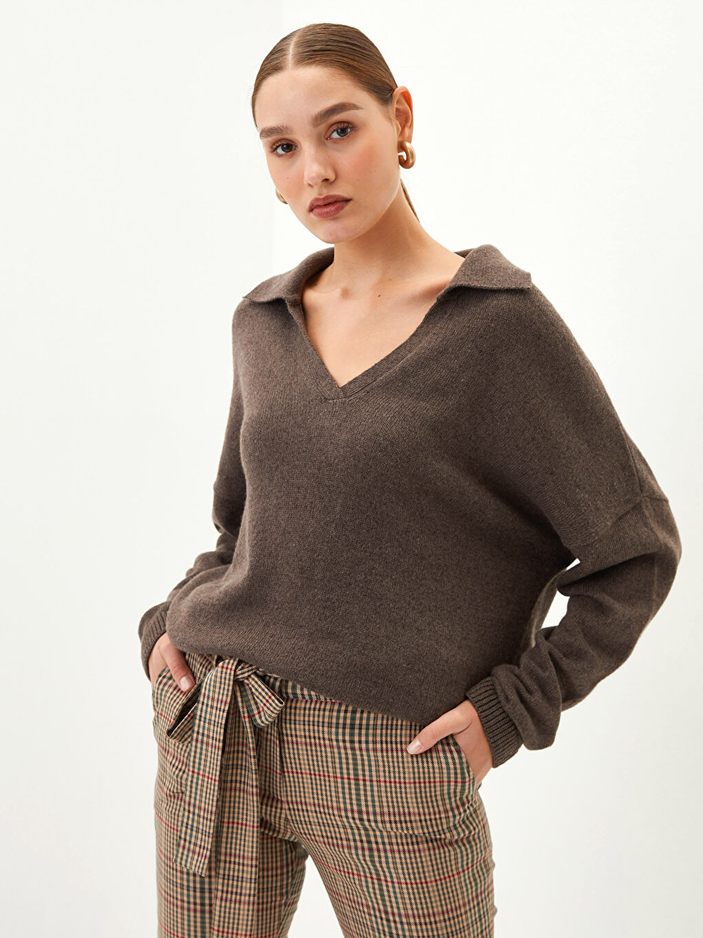 Kahverengi Polo Yaka Düz Uzun Kollu Kadın Yünlü Kaşmir Kazak-2