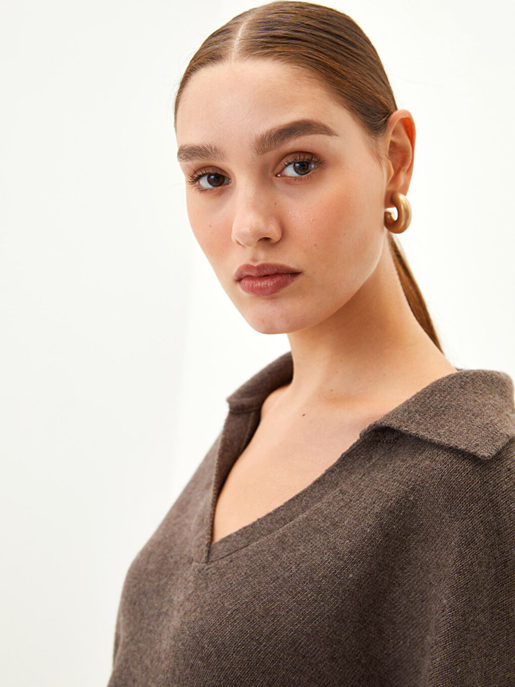 Kahverengi Polo Yaka Düz Uzun Kollu Kadın Yünlü Kaşmir Kazak-5