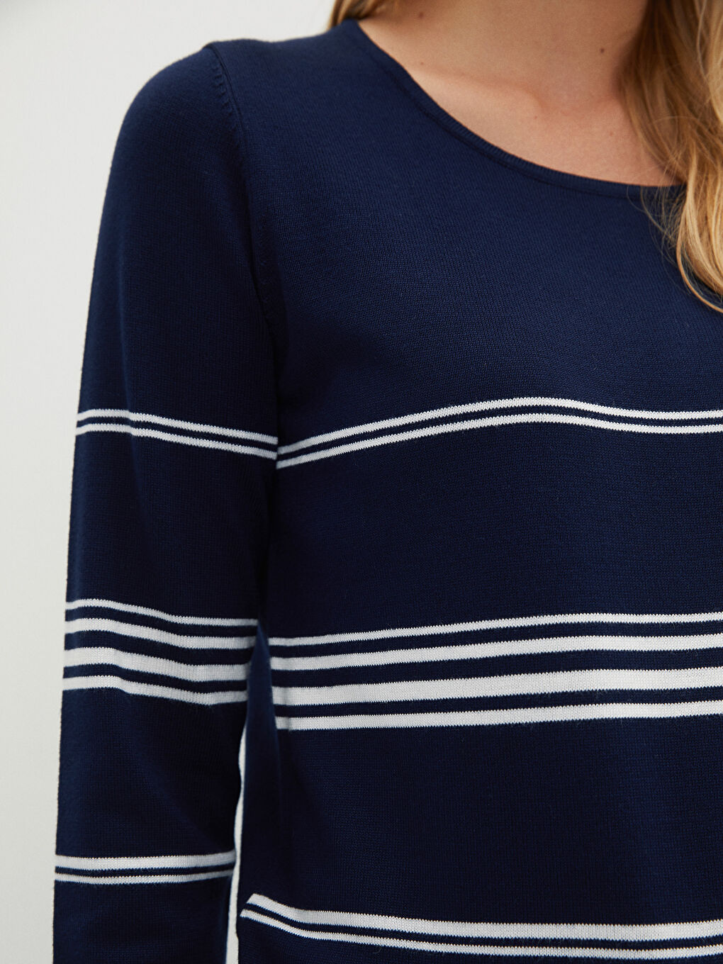 Crew Neck Striped Long Sleeve Women's Knitwear Sweater-2