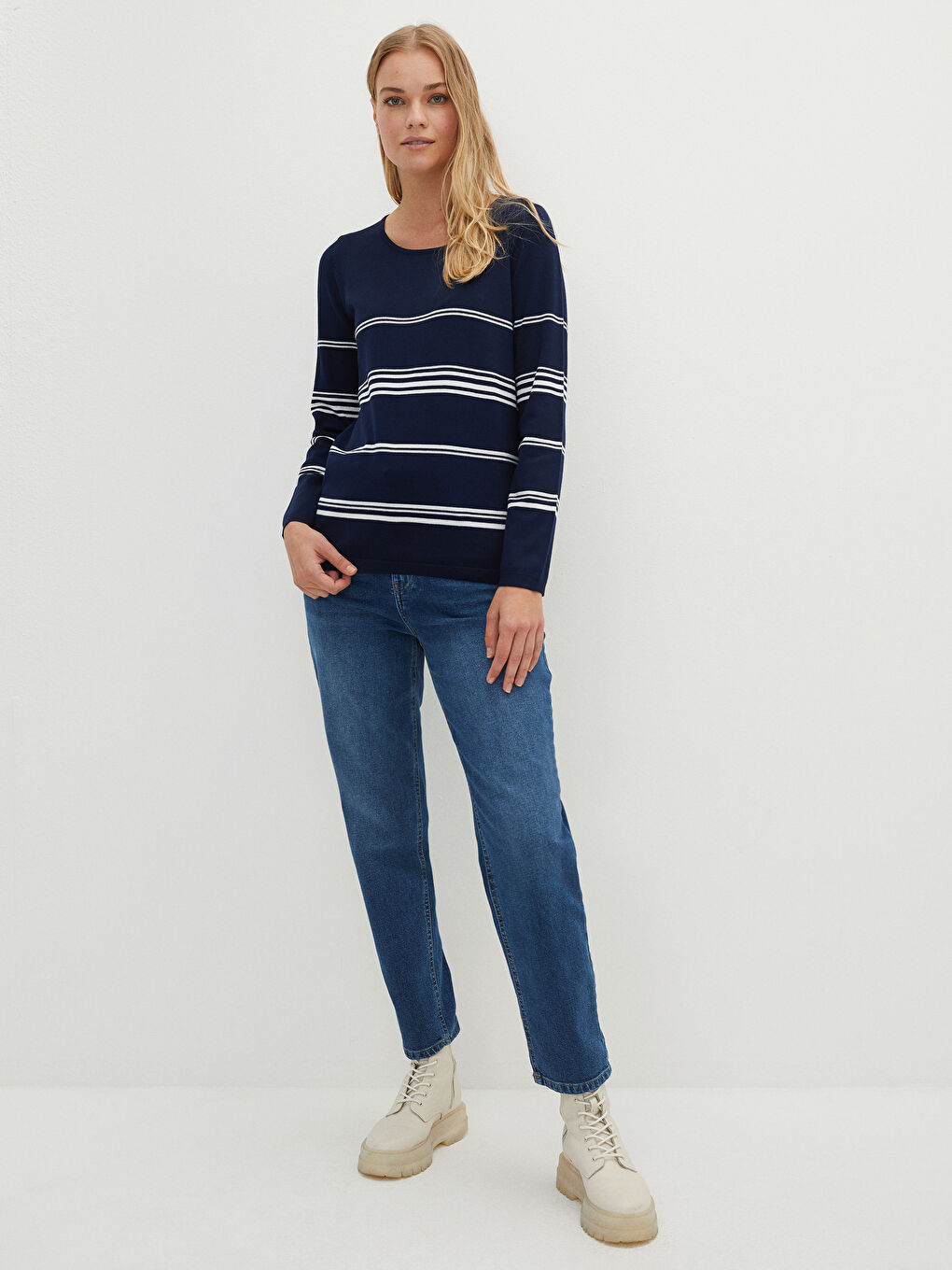 Crew Neck Striped Long Sleeve Women's Knitwear Sweater-3
