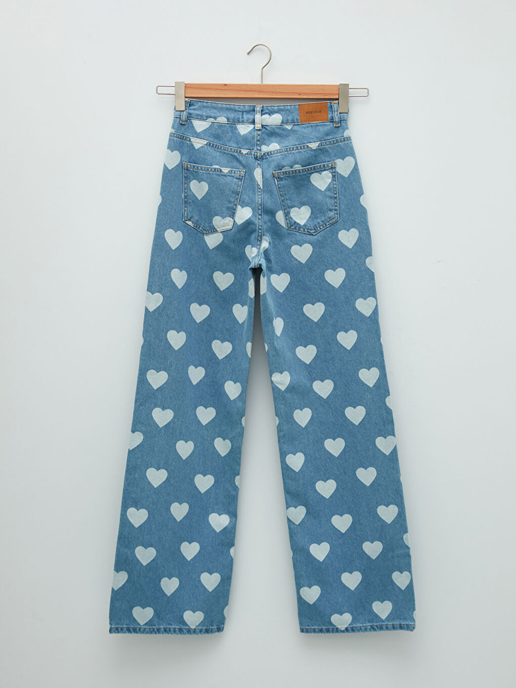 Standard Fit Heart Patterned Pockets Women's Jeans-5