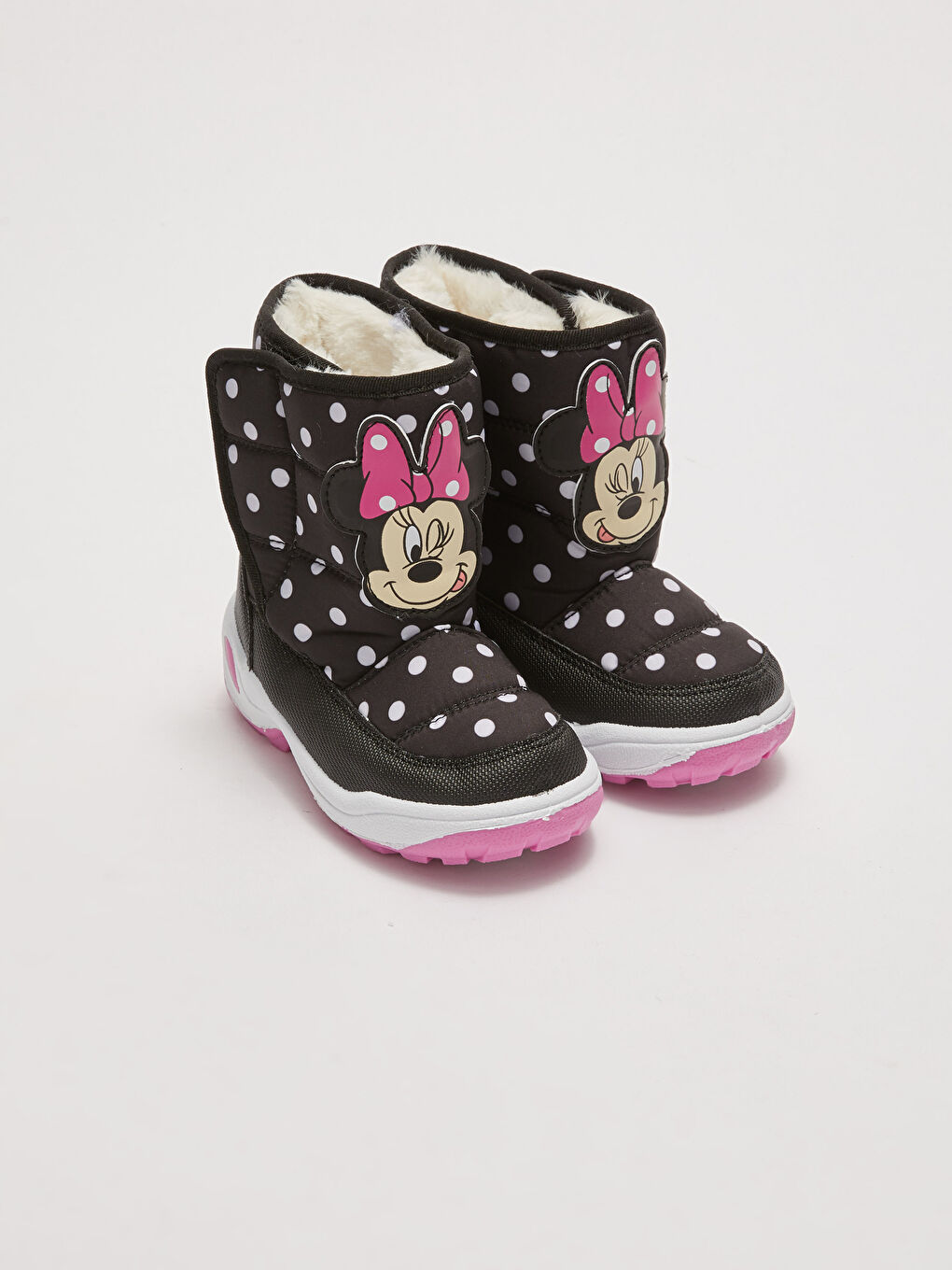 Minnie Mouse Licensed Velcro Patch Detailed Thick Sole Girls Snow Boots