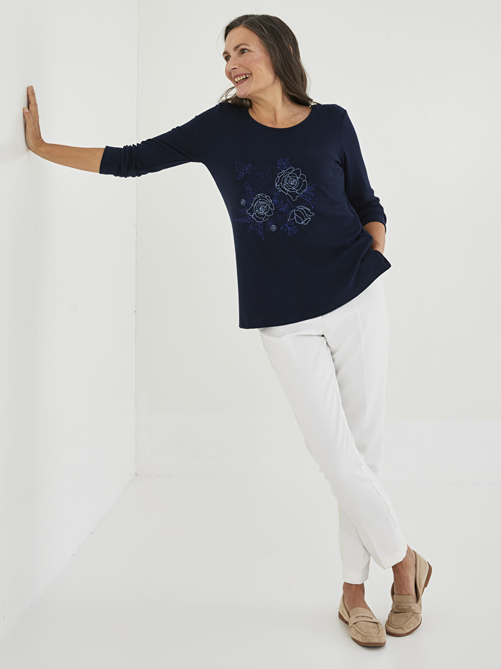 Crew Neck Embroidered Long Sleeve Women's T-Shirt-1