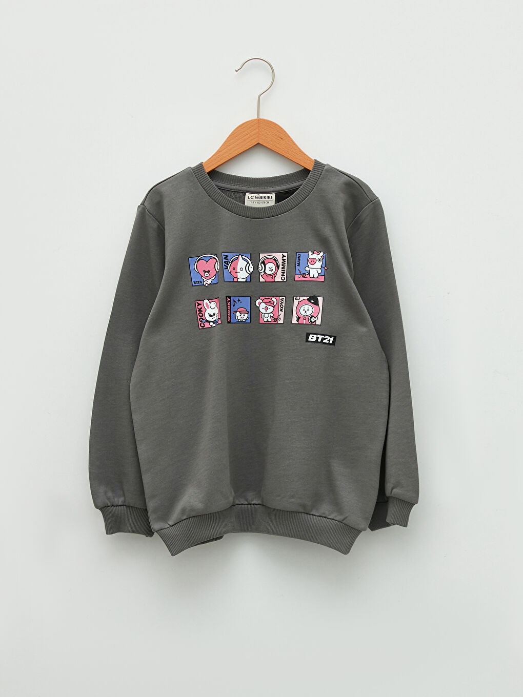 سويت شيرت بناتي كم طويل مطبوع بياقة دائرية بي تي 21