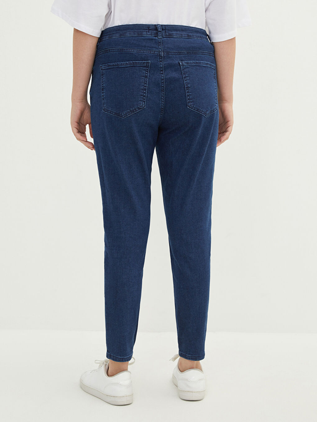Large Size Normal Waist Mercury Skinny Fit Women's Rodeo Jean Pants with Pocket Detail-3
