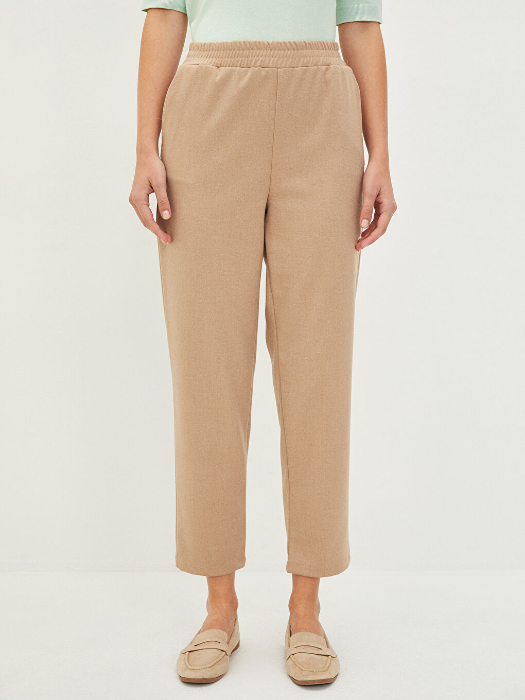 Elastic Waist Standard Fit Carrot Cut Pocket Detailed Women's Trousers-2