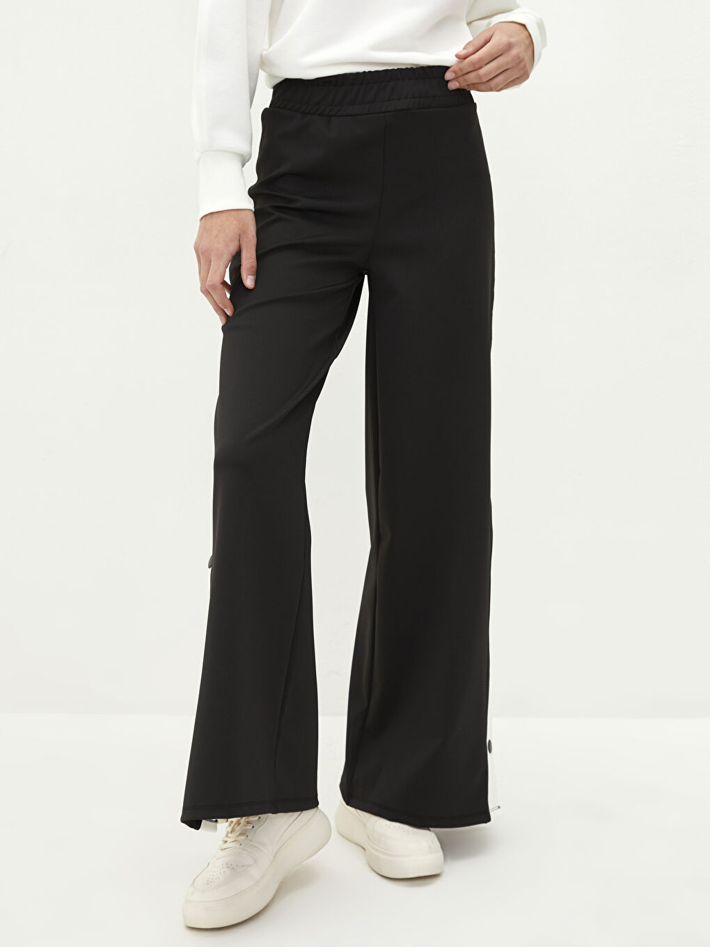 Elastic Waist Stripe Detailed Wide Leg Women's Sweatpants-2